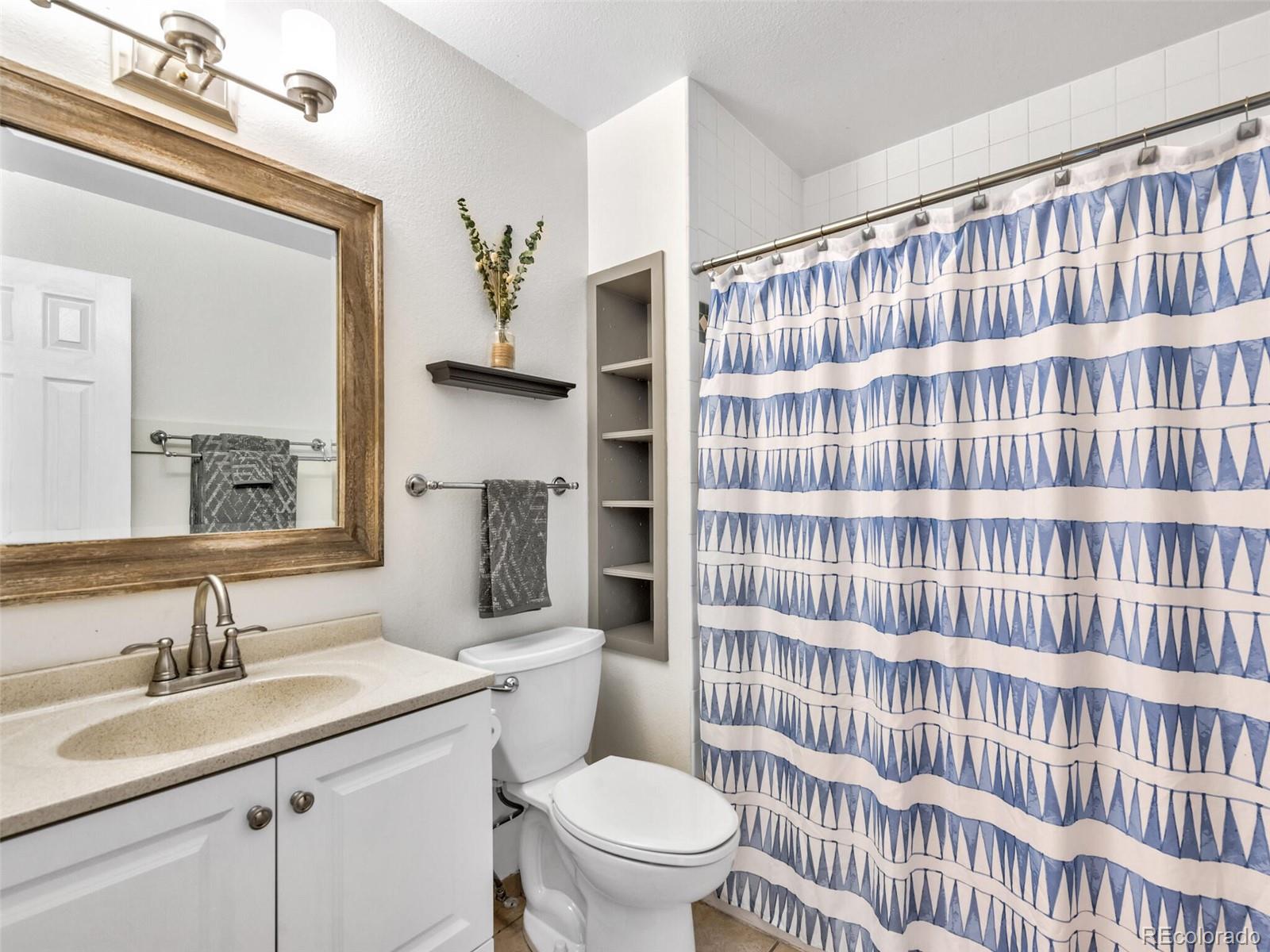 MLS Image #23 for 1990  ceylon street,aurora, Colorado