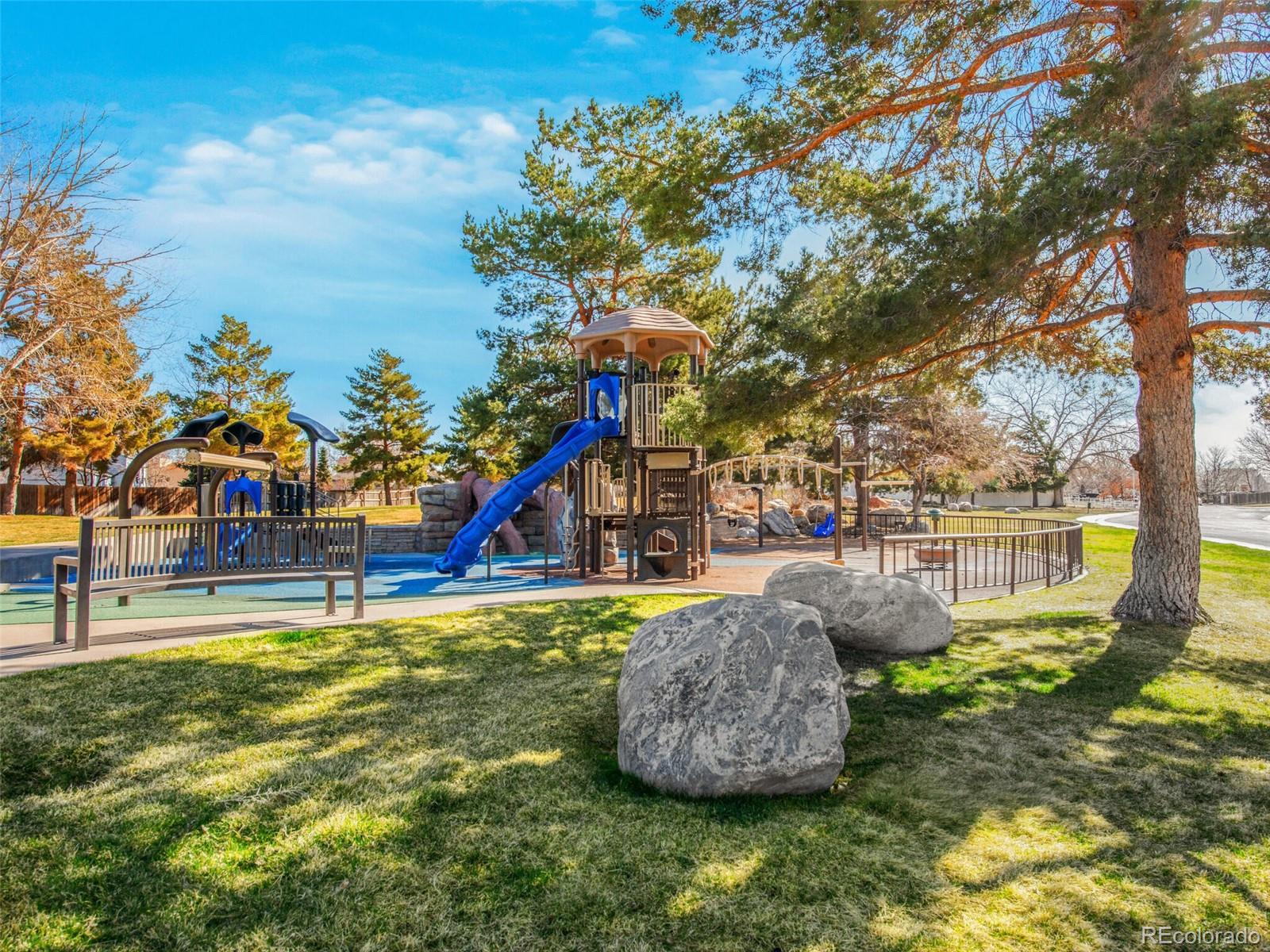 MLS Image #36 for 1990  ceylon street,aurora, Colorado