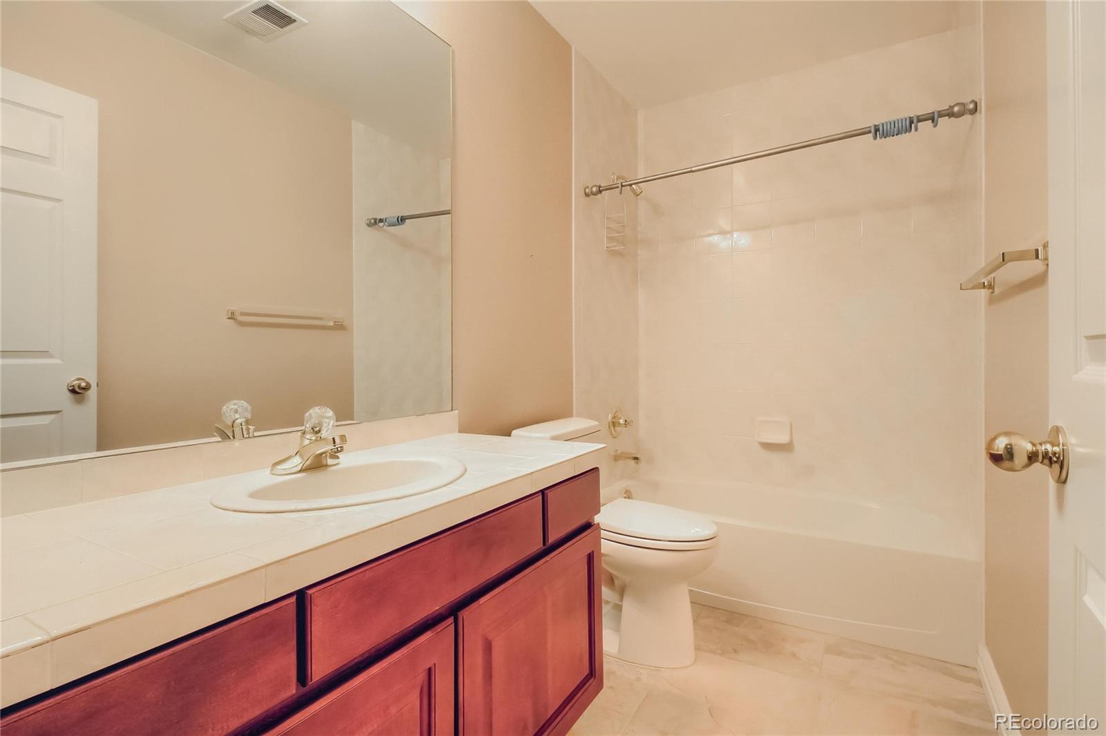 MLS Image #30 for 1011 s valentia street,denver, Colorado