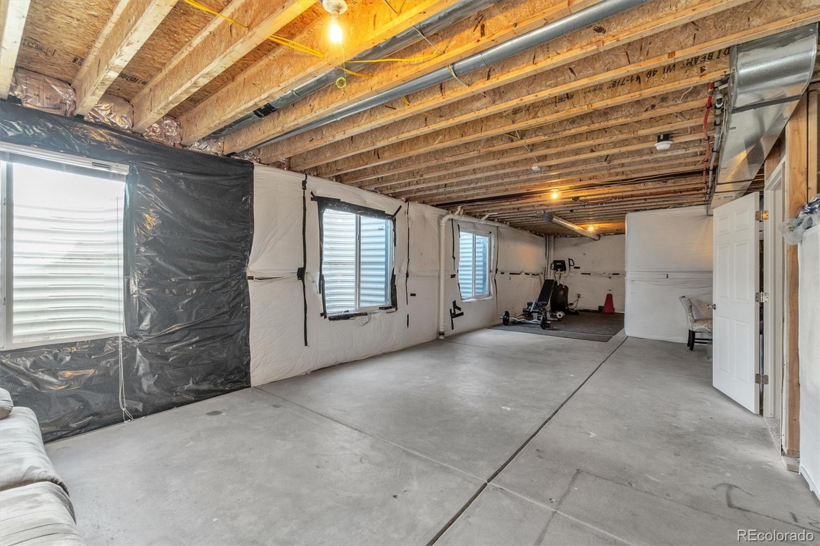 MLS Image #23 for 20194  robins drive,denver, Colorado