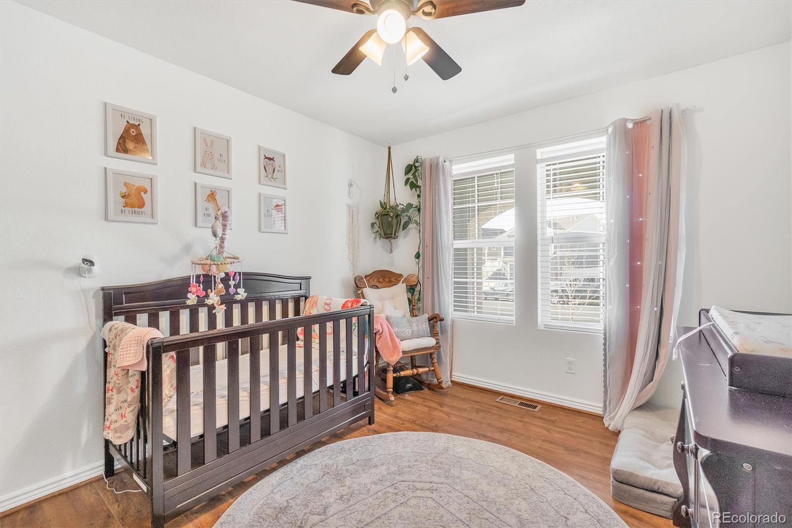 MLS Image #5 for 20194  robins drive,denver, Colorado