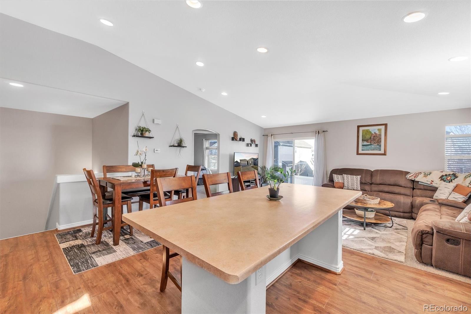 MLS Image #8 for 20194  robins drive,denver, Colorado