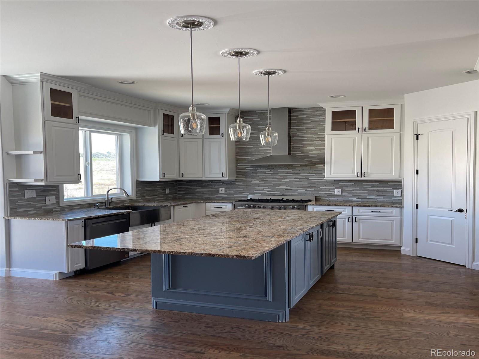 MLS Image #3 for 22411 e peakview drive,aurora, Colorado
