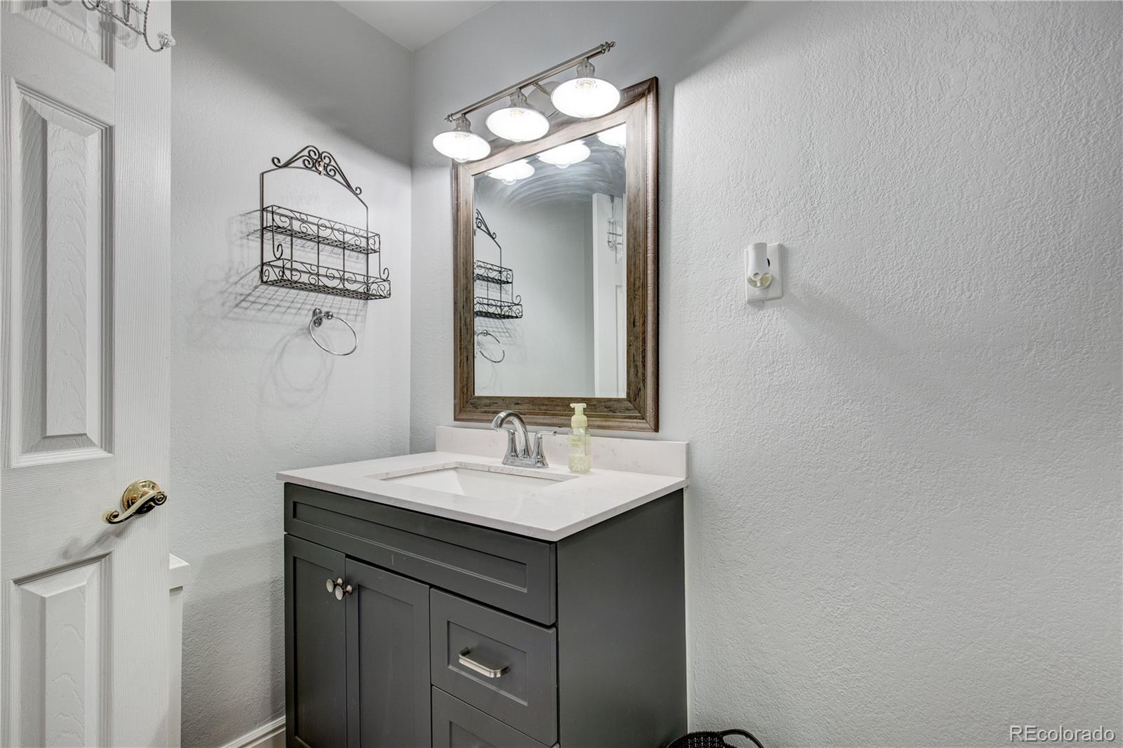 MLS Image #11 for 1390  everett court,lakewood, Colorado