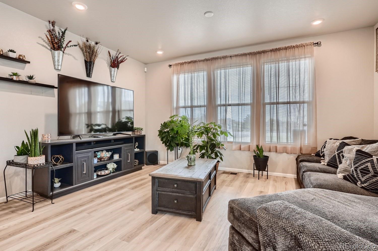 MLS Image #2 for 1159 s walden court,aurora, Colorado