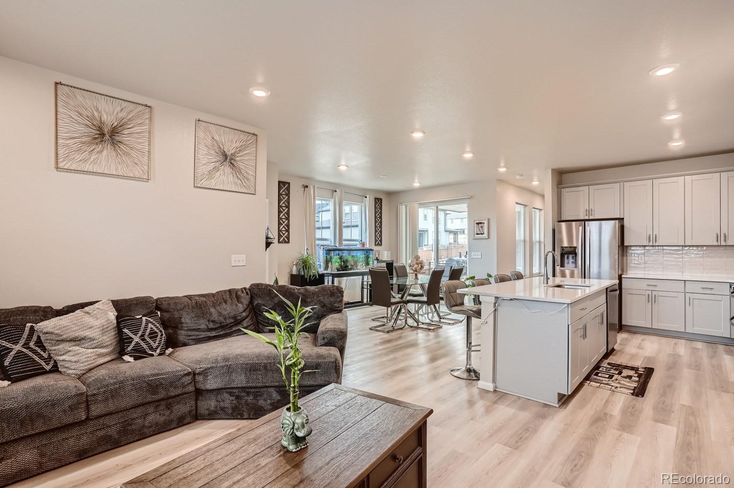 MLS Image #3 for 1159 s walden court,aurora, Colorado