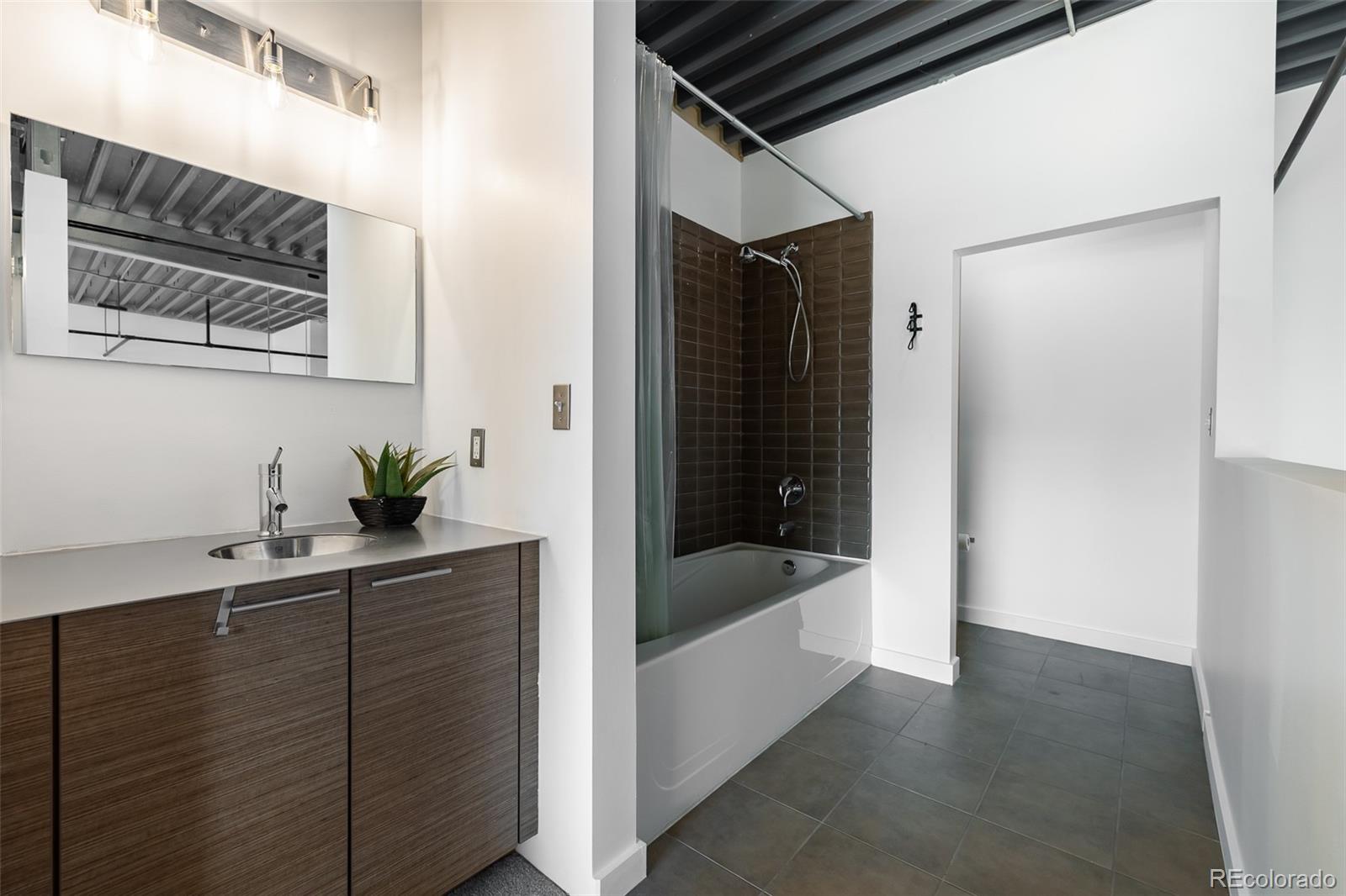 MLS Image #16 for 3457  ringsby court,denver, Colorado