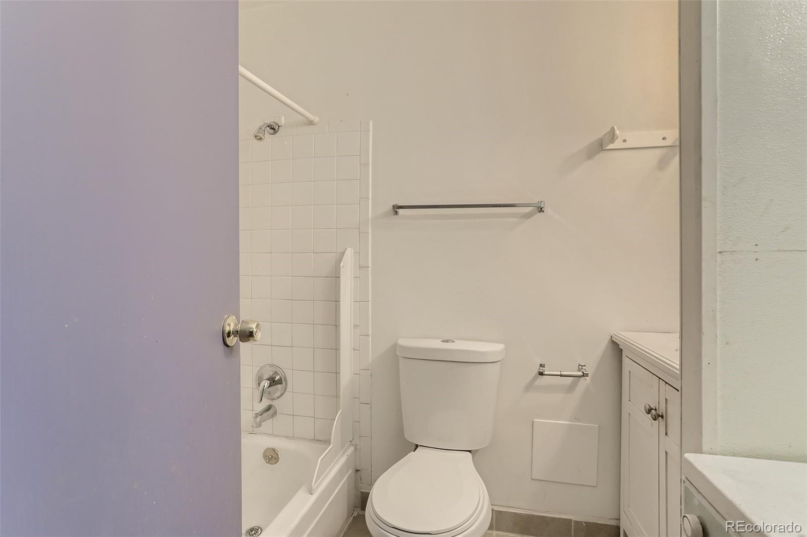 MLS Image #15 for 6800 e tennessee avenue,denver, Colorado