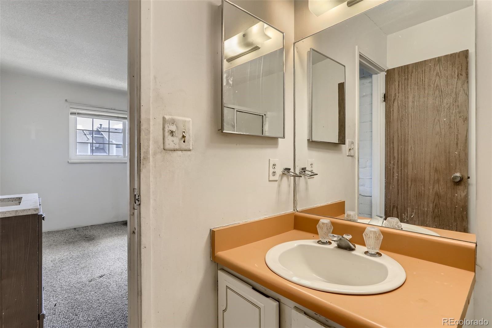 MLS Image #17 for 6800 e tennessee avenue,denver, Colorado