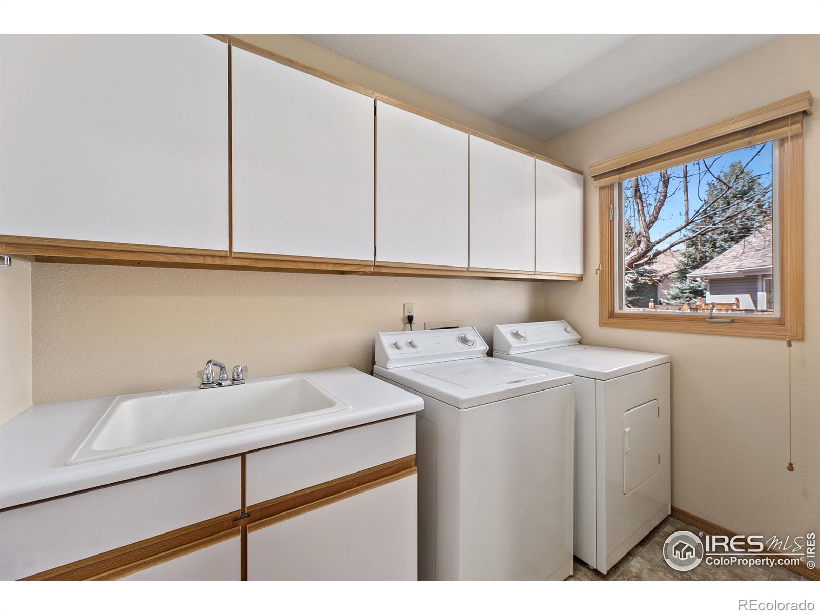 MLS Image #14 for 2073  stoney hill court,fort collins, Colorado