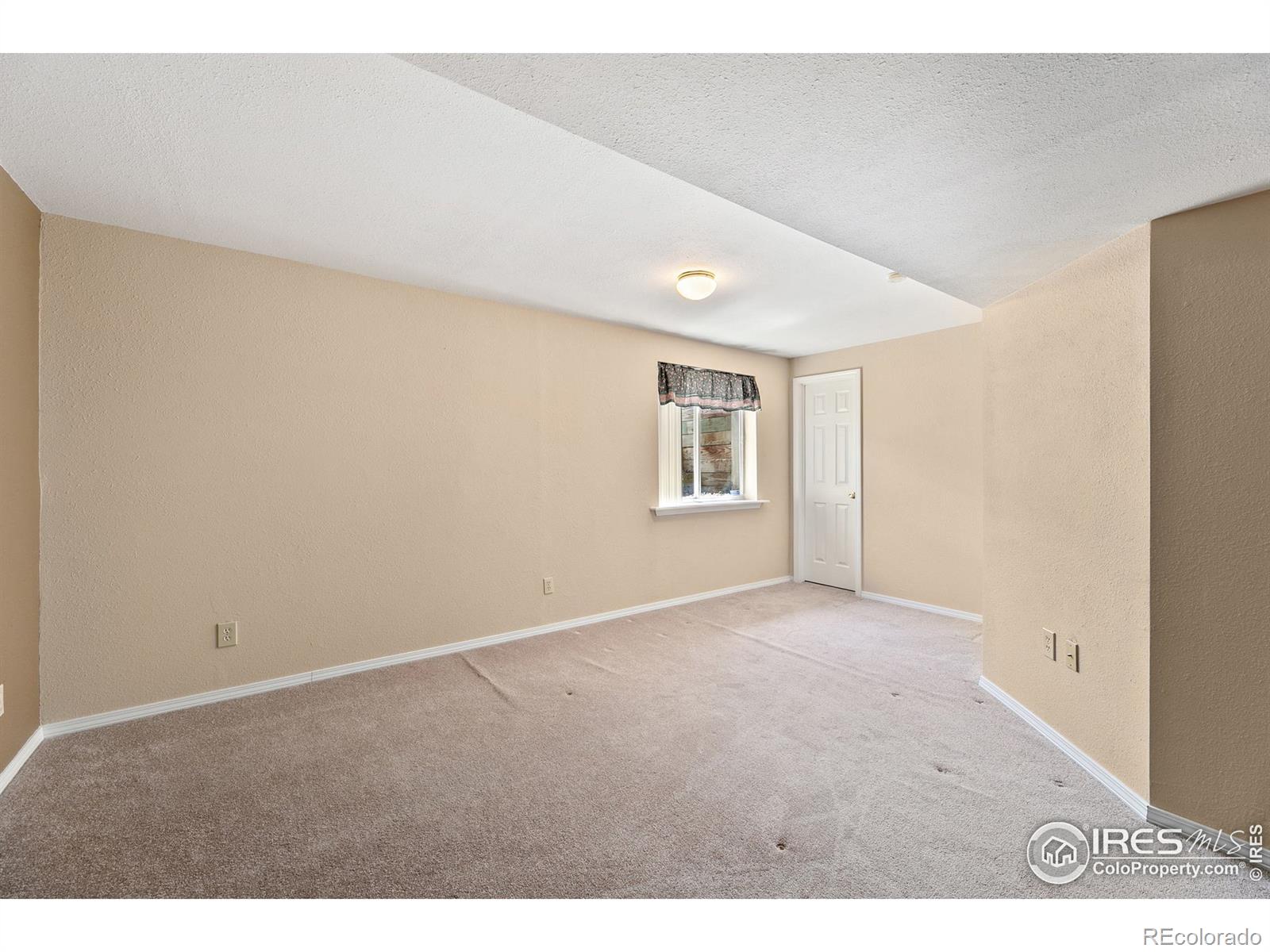 MLS Image #23 for 2073  stoney hill court,fort collins, Colorado