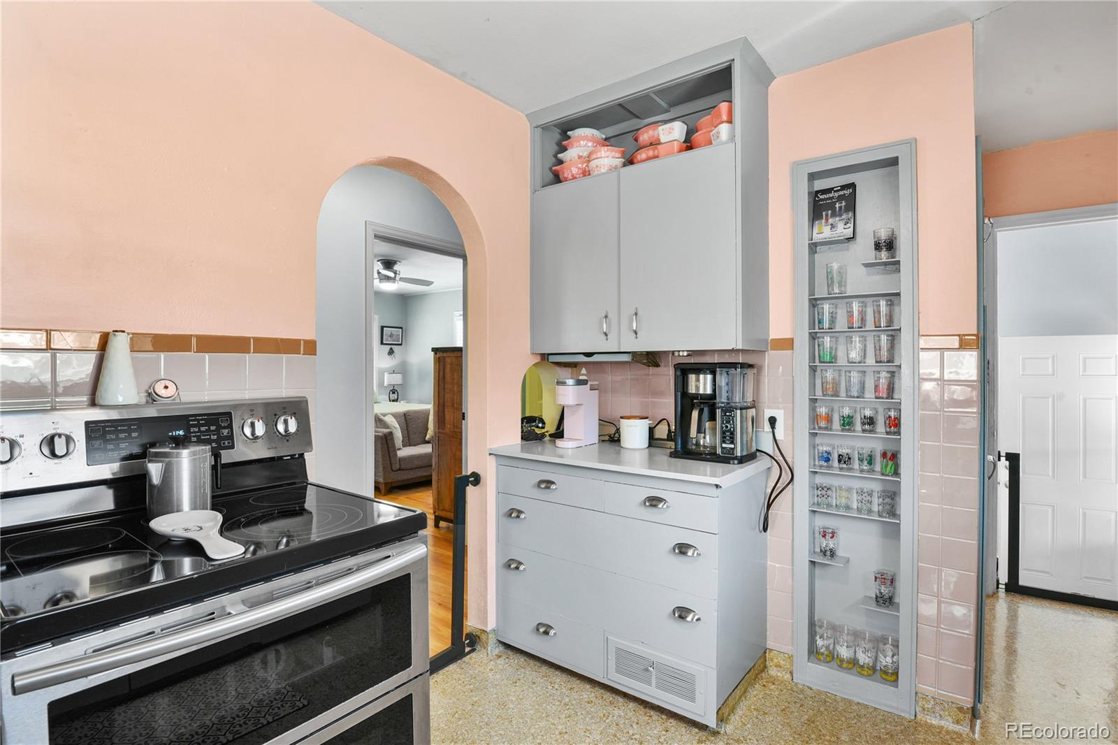 MLS Image #13 for 2038  wyoming avenue,pueblo, Colorado
