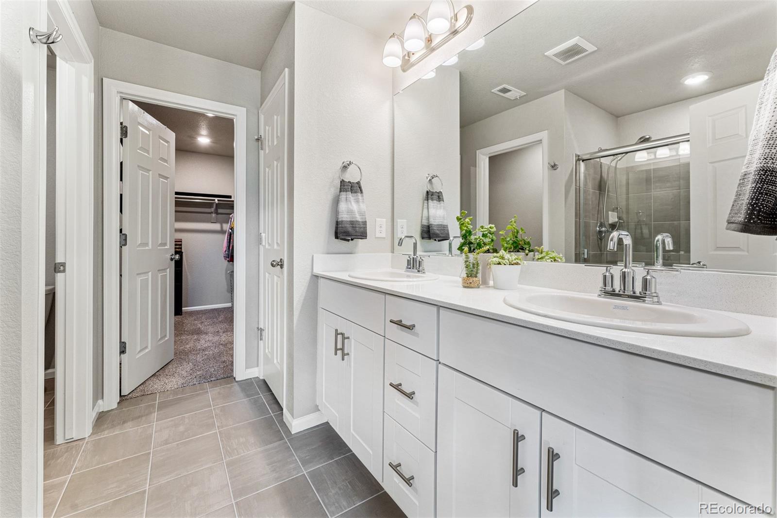 MLS Image #7 for 1136 s yampa street,aurora, Colorado