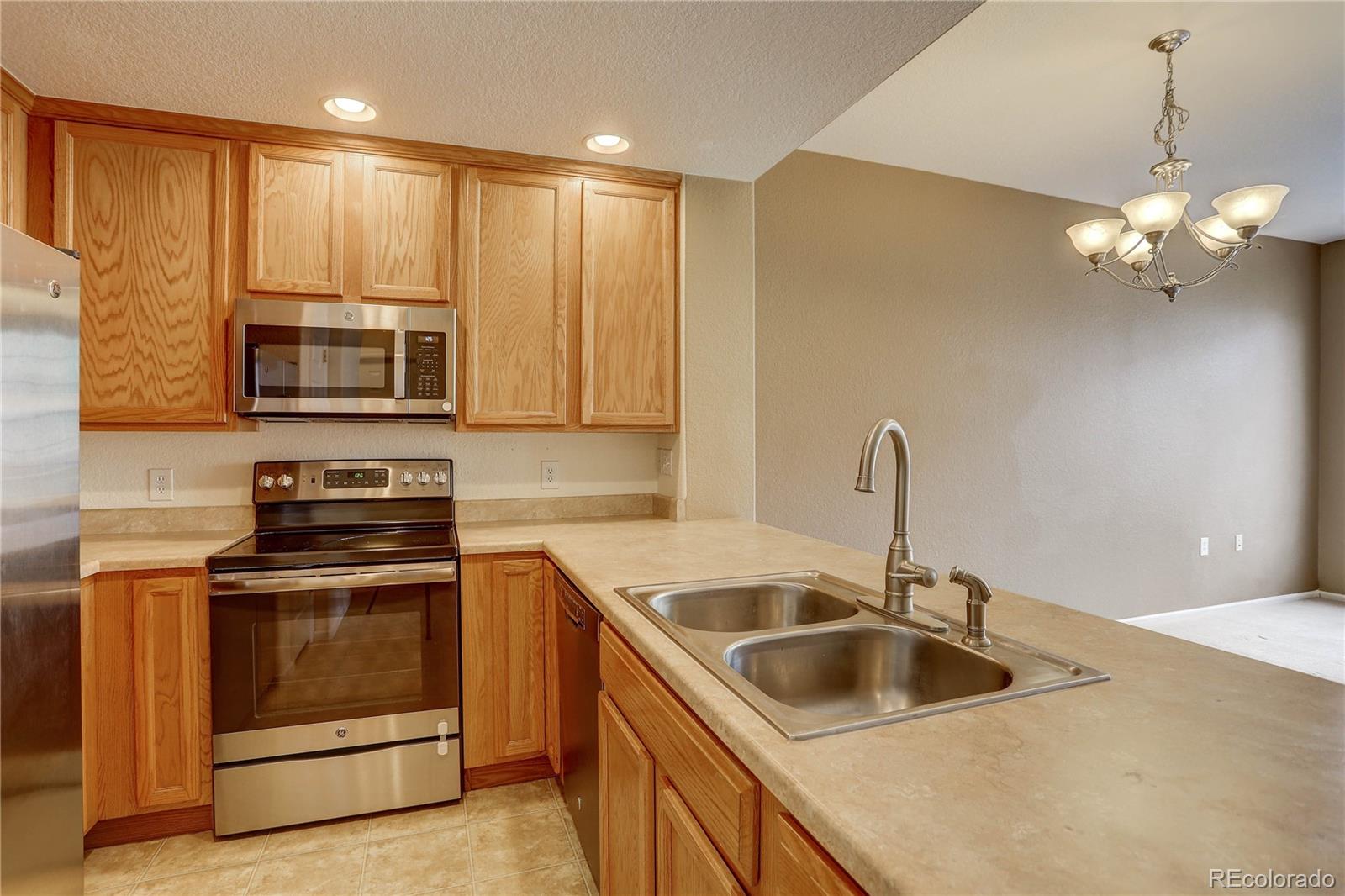 MLS Image #6 for 16044 e geddes drive,aurora, Colorado