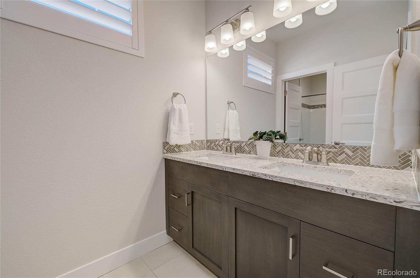 MLS Image #11 for 696  delechant court,erie, Colorado