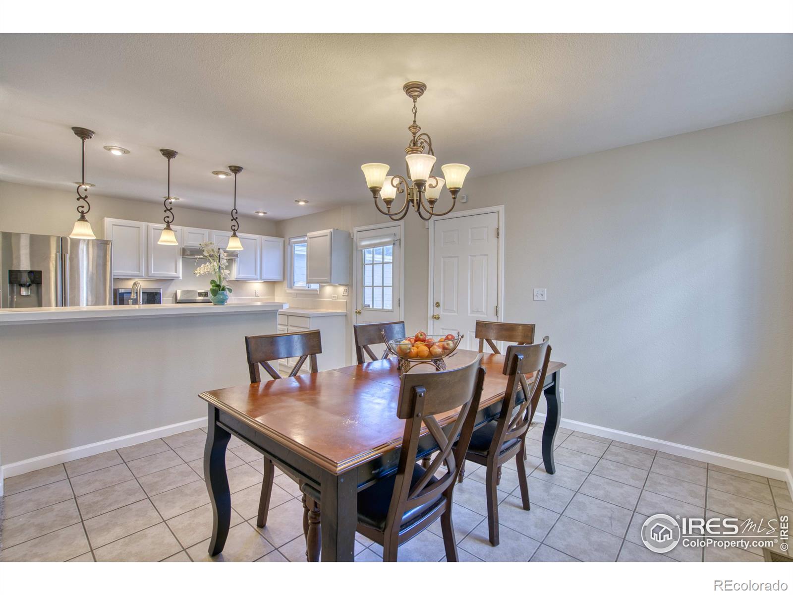MLS Image #5 for 305  sweet valley court,longmont, Colorado