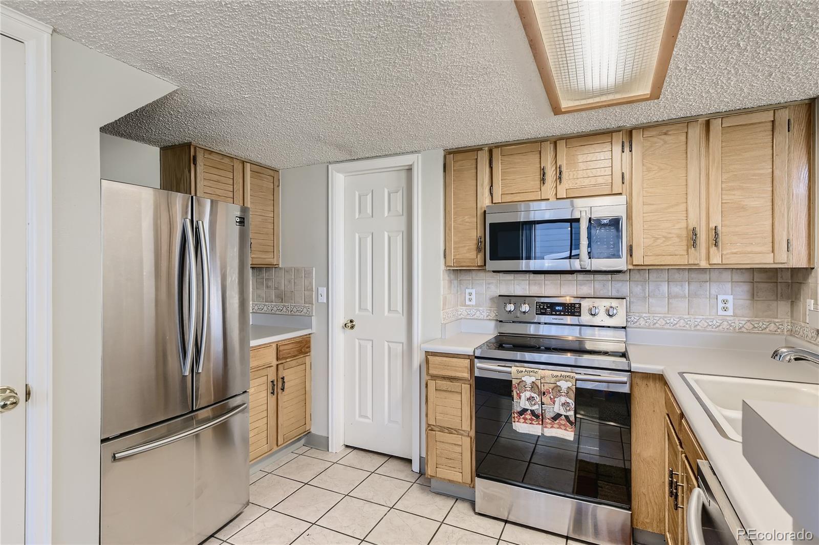 MLS Image #11 for 8500 e jefferson avenue,denver, Colorado