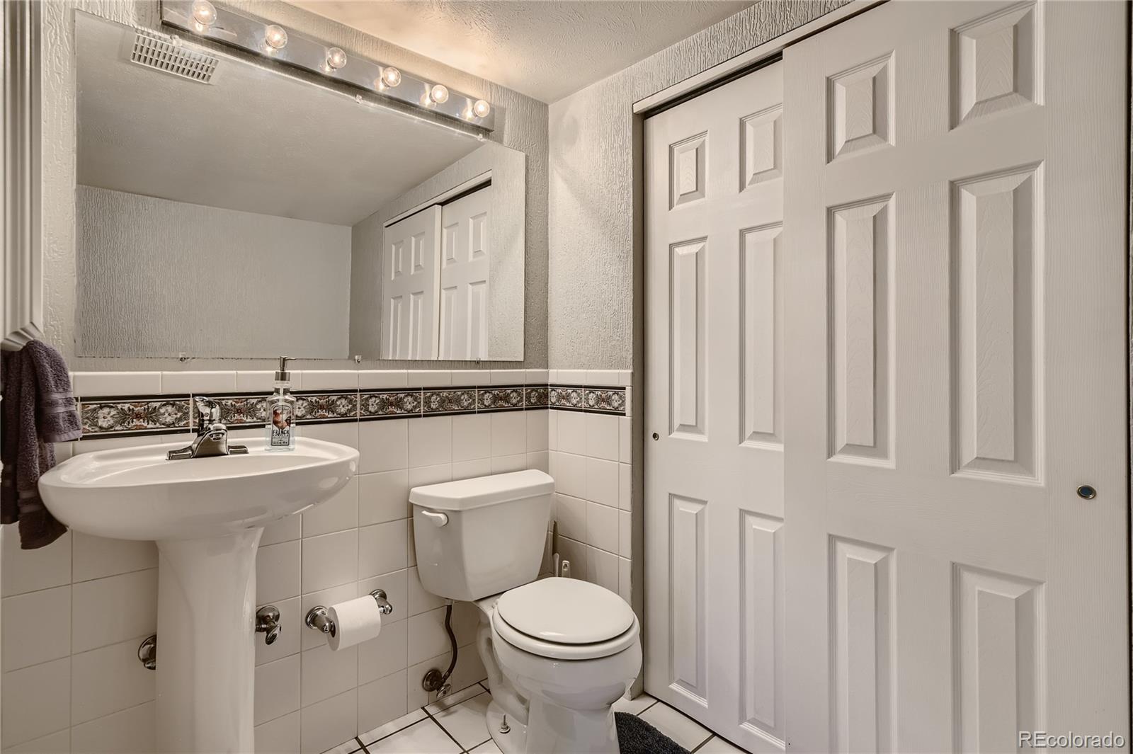 MLS Image #20 for 8500 e jefferson avenue,denver, Colorado