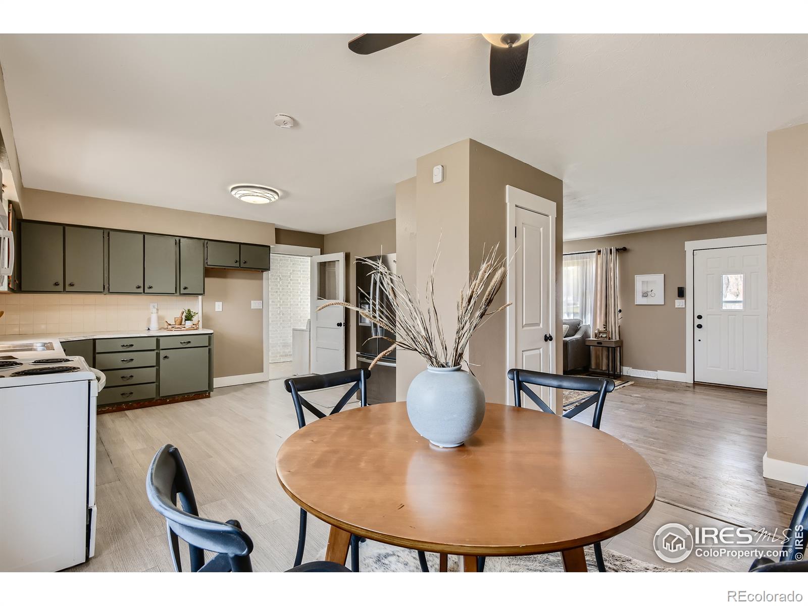 MLS Image #8 for 4007 w b street,greeley, Colorado