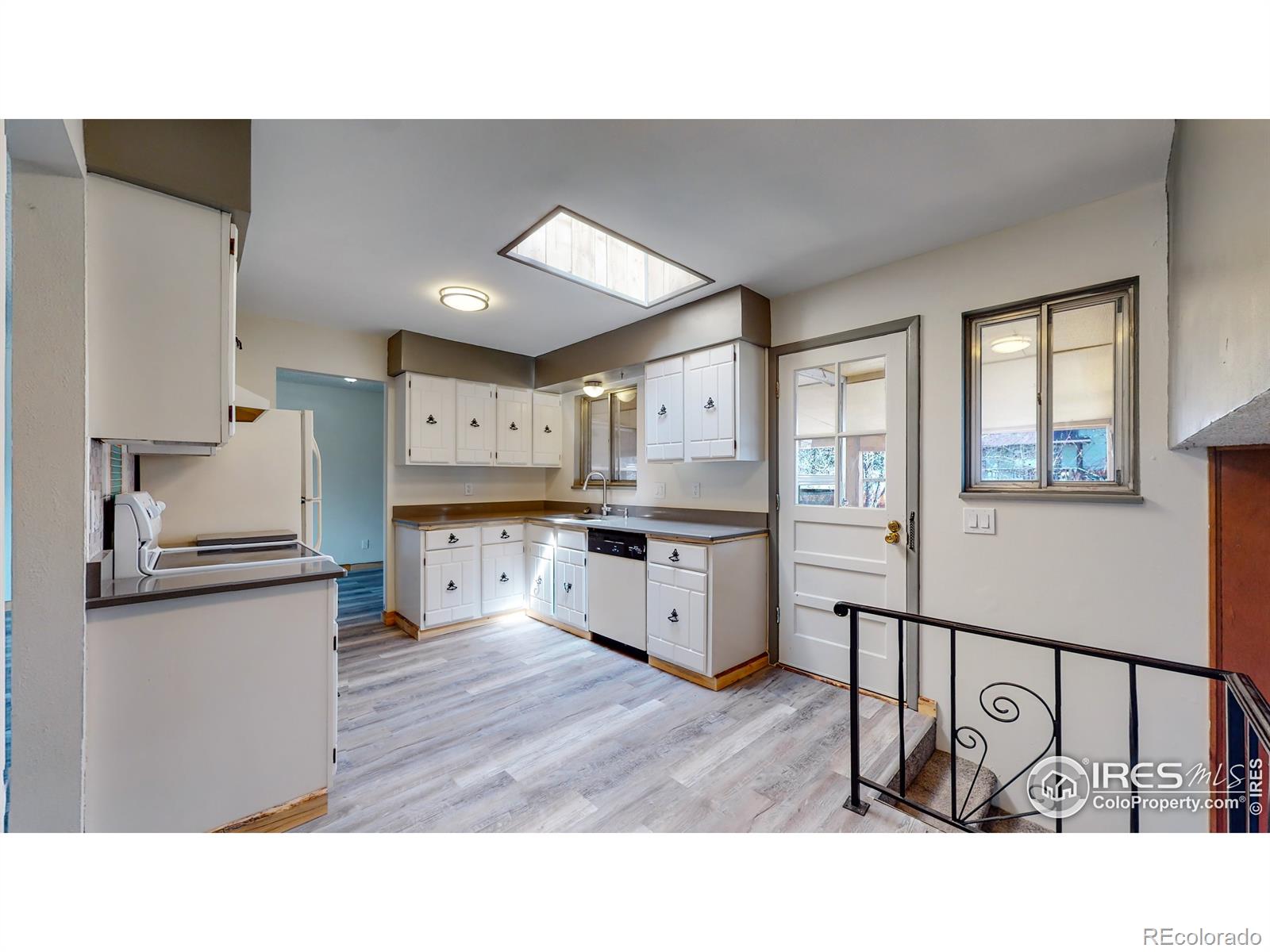 MLS Image #18 for 1308 s pratt parkway,longmont, Colorado
