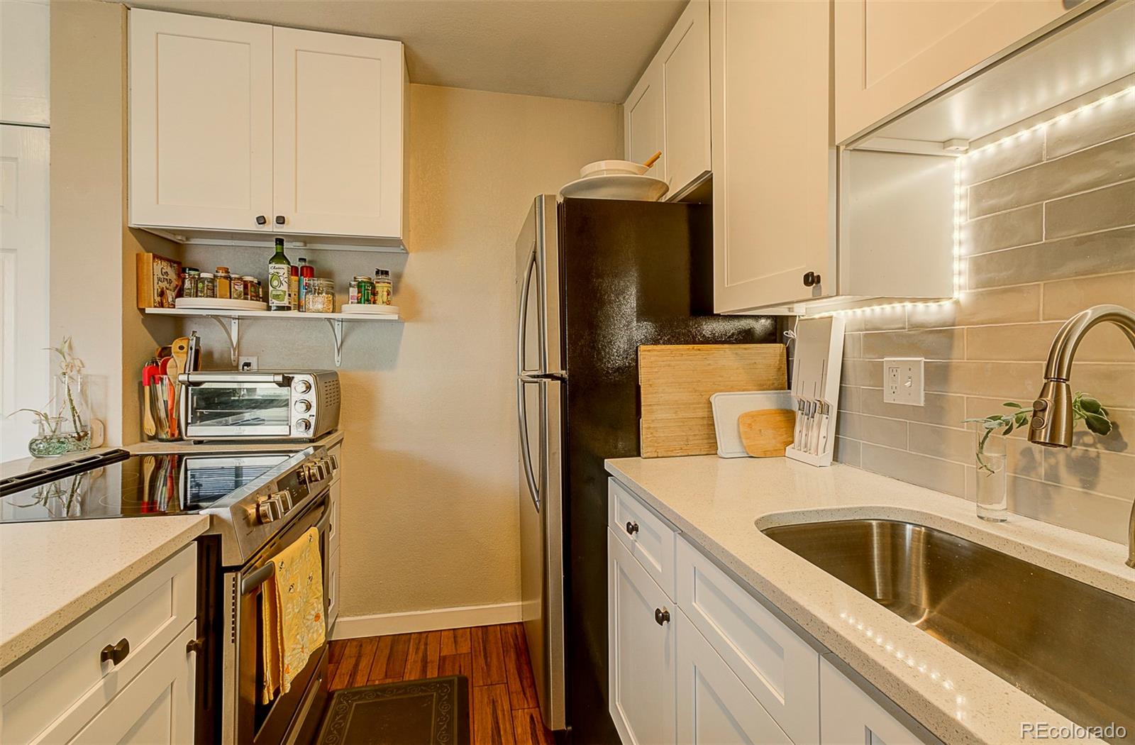 MLS Image #6 for 3355 s flower street,lakewood, Colorado