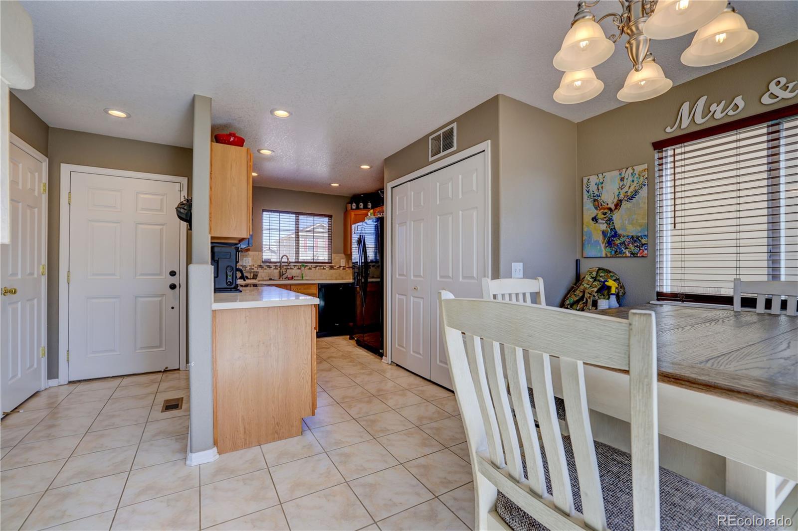 MLS Image #11 for 14320  woodrock path,colorado springs, Colorado