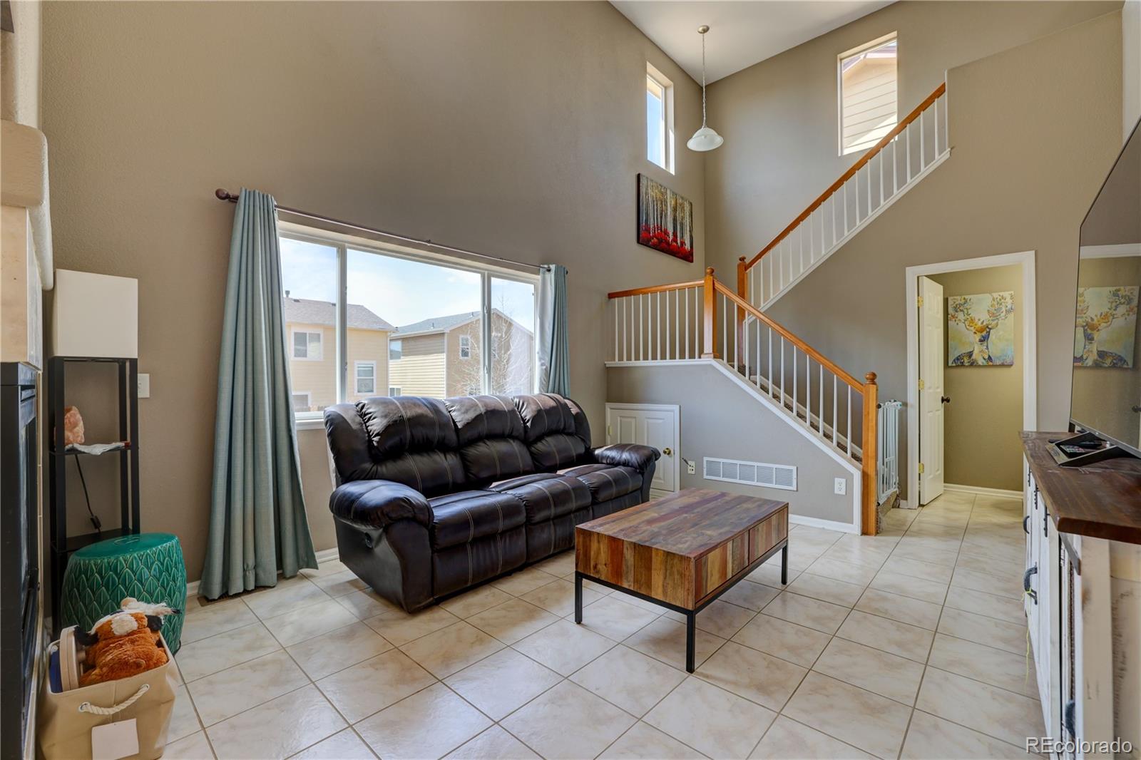 MLS Image #2 for 14320  woodrock path,colorado springs, Colorado
