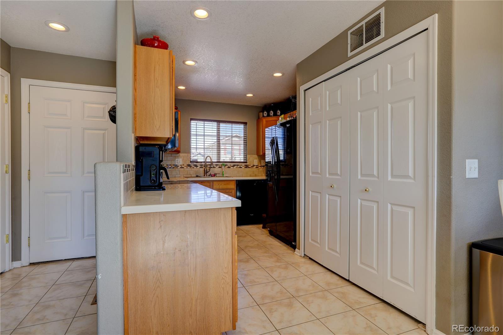 MLS Image #3 for 14320  woodrock path,colorado springs, Colorado