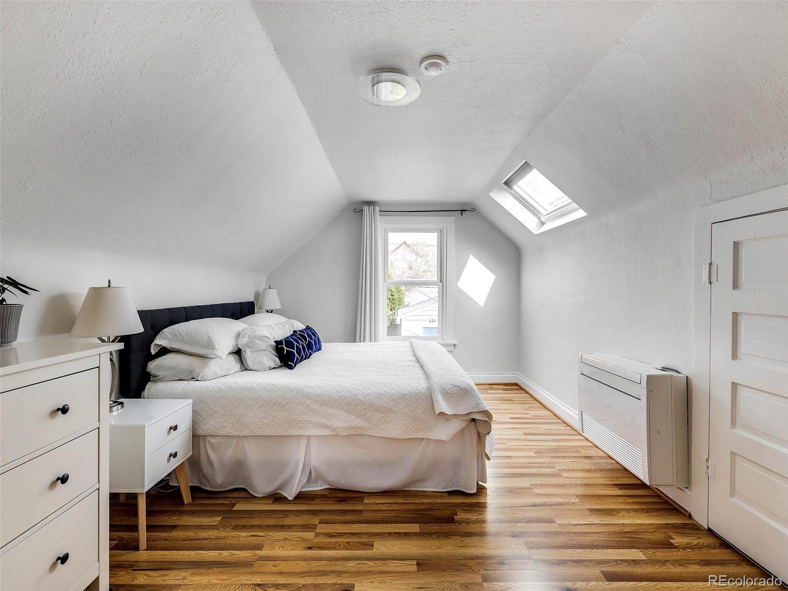 MLS Image #22 for 250 s pearl street,denver, Colorado