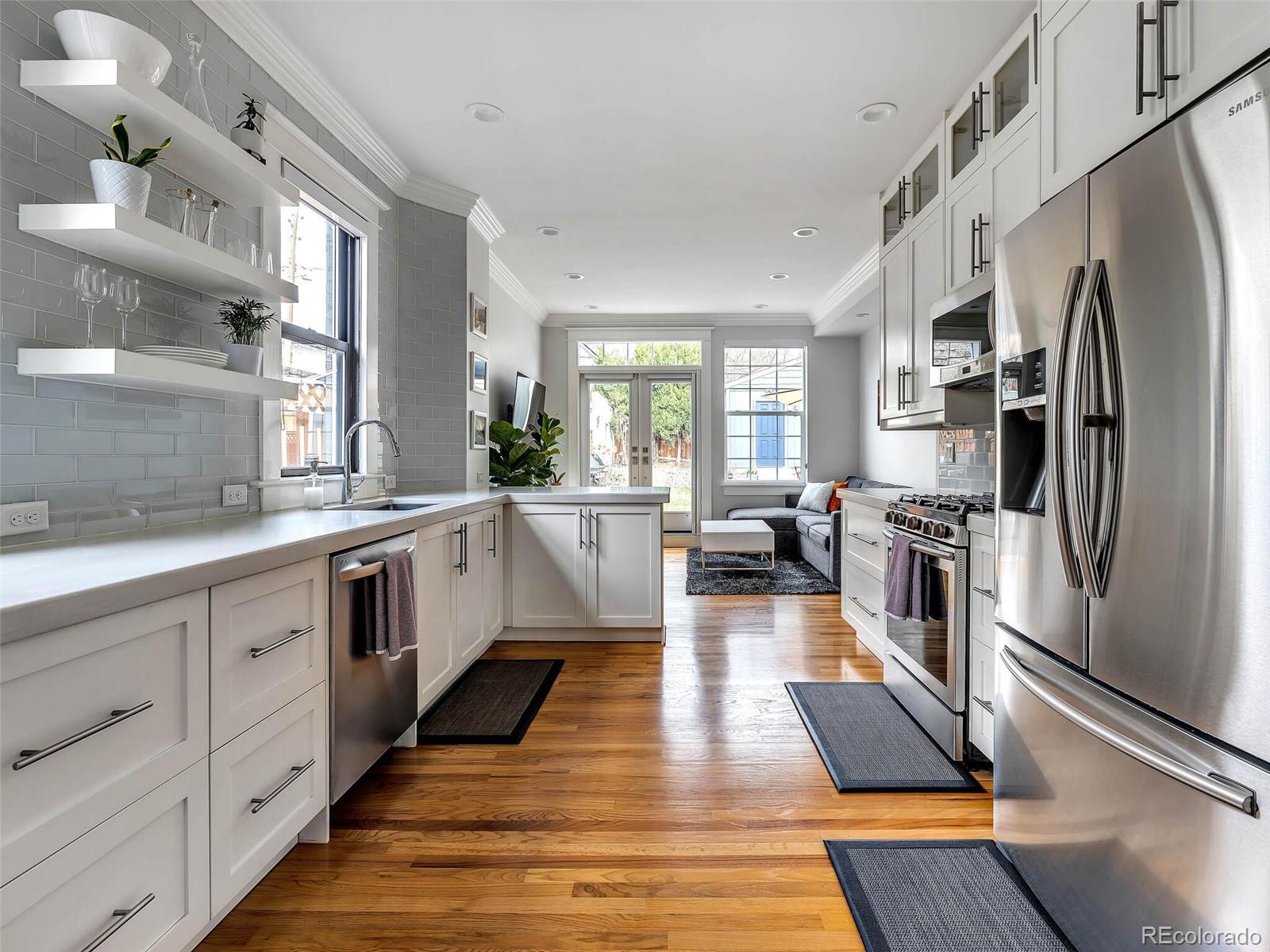 MLS Image #6 for 250 s pearl street,denver, Colorado