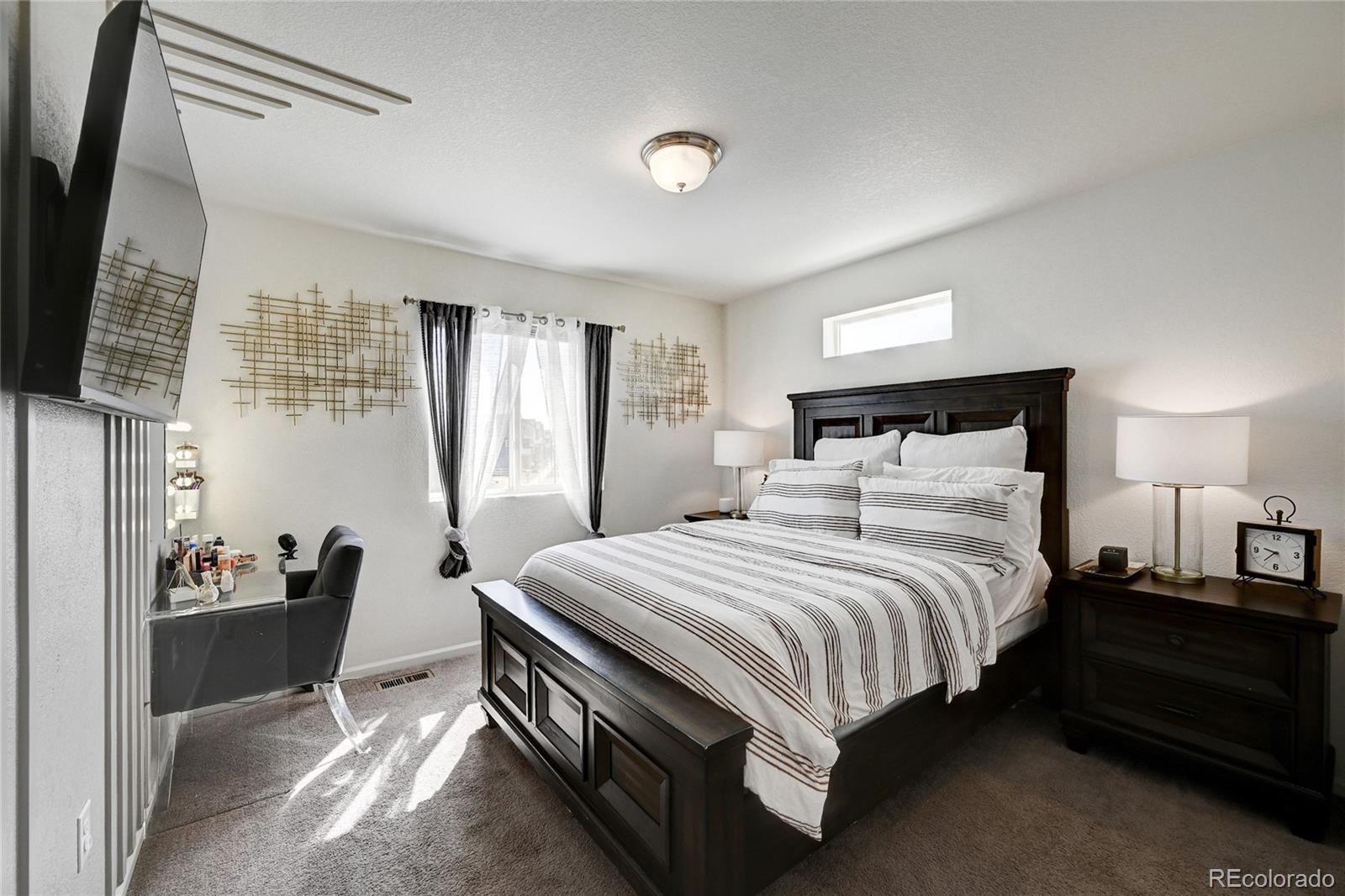 MLS Image #4 for 17827 e 54th avenue,denver, Colorado