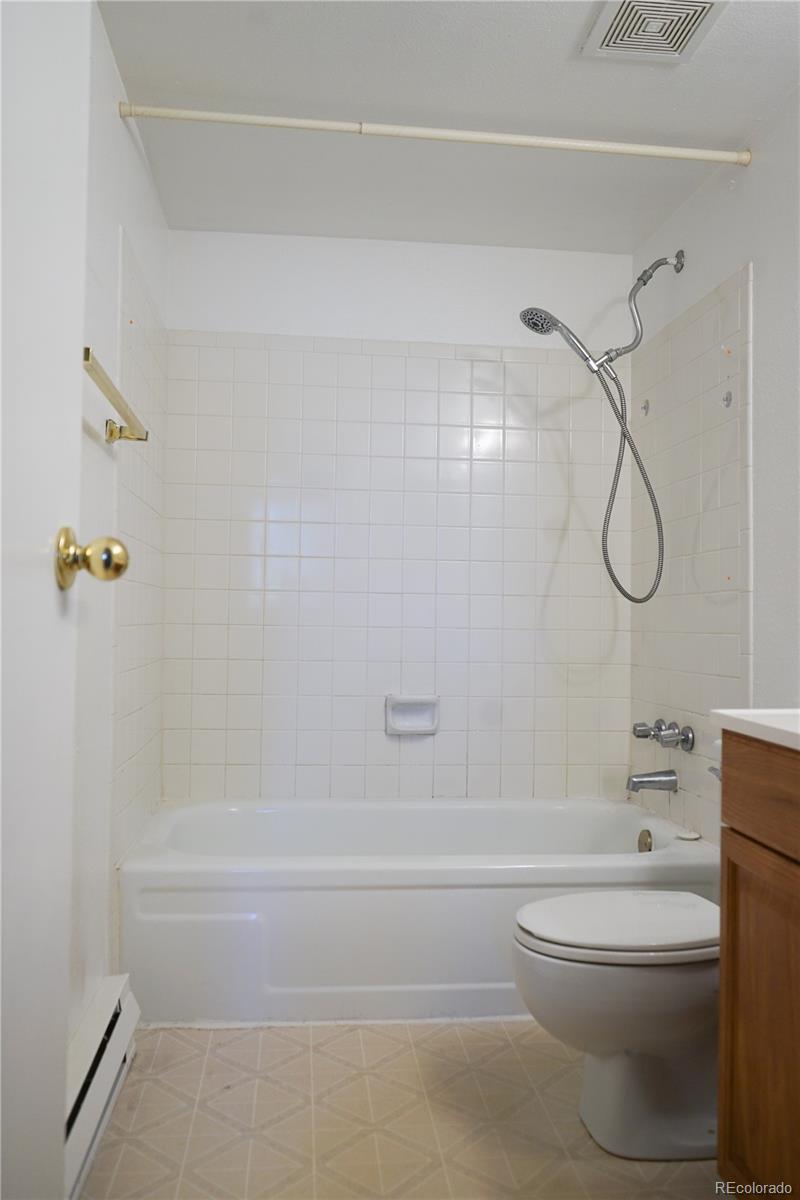 MLS Image #11 for 17371 e mansfield avenue,aurora, Colorado