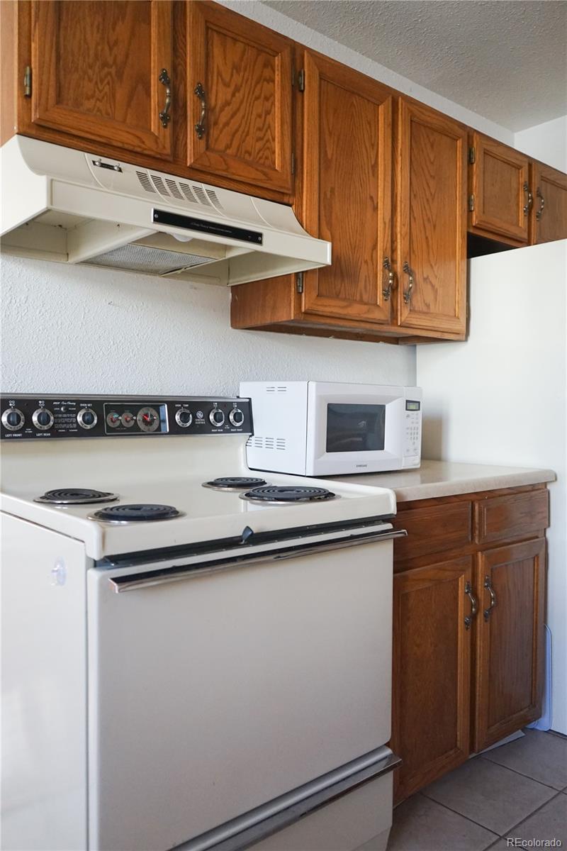 MLS Image #7 for 17371 e mansfield avenue,aurora, Colorado