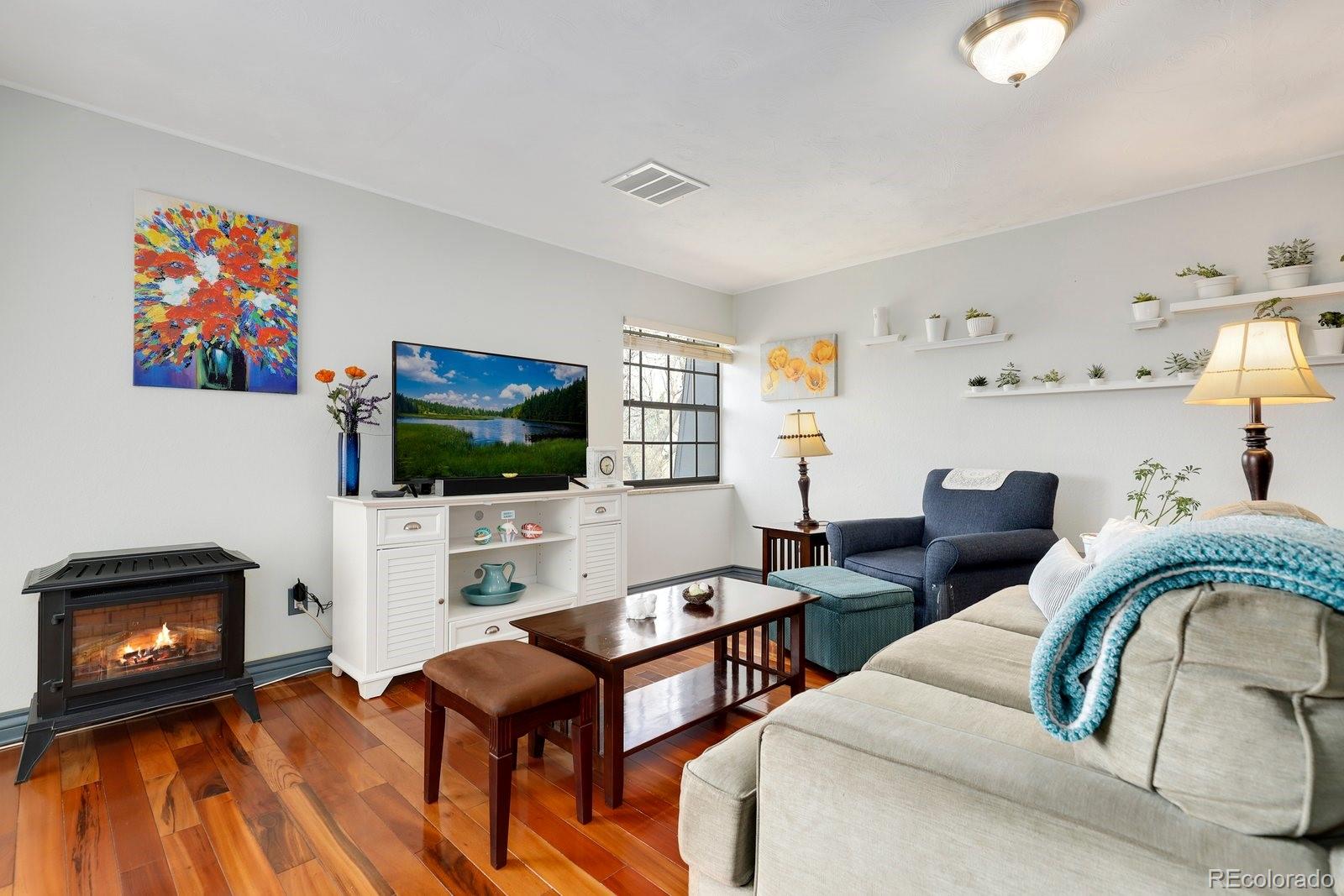 MLS Image #5 for 7201 e quincy avenue,denver, Colorado