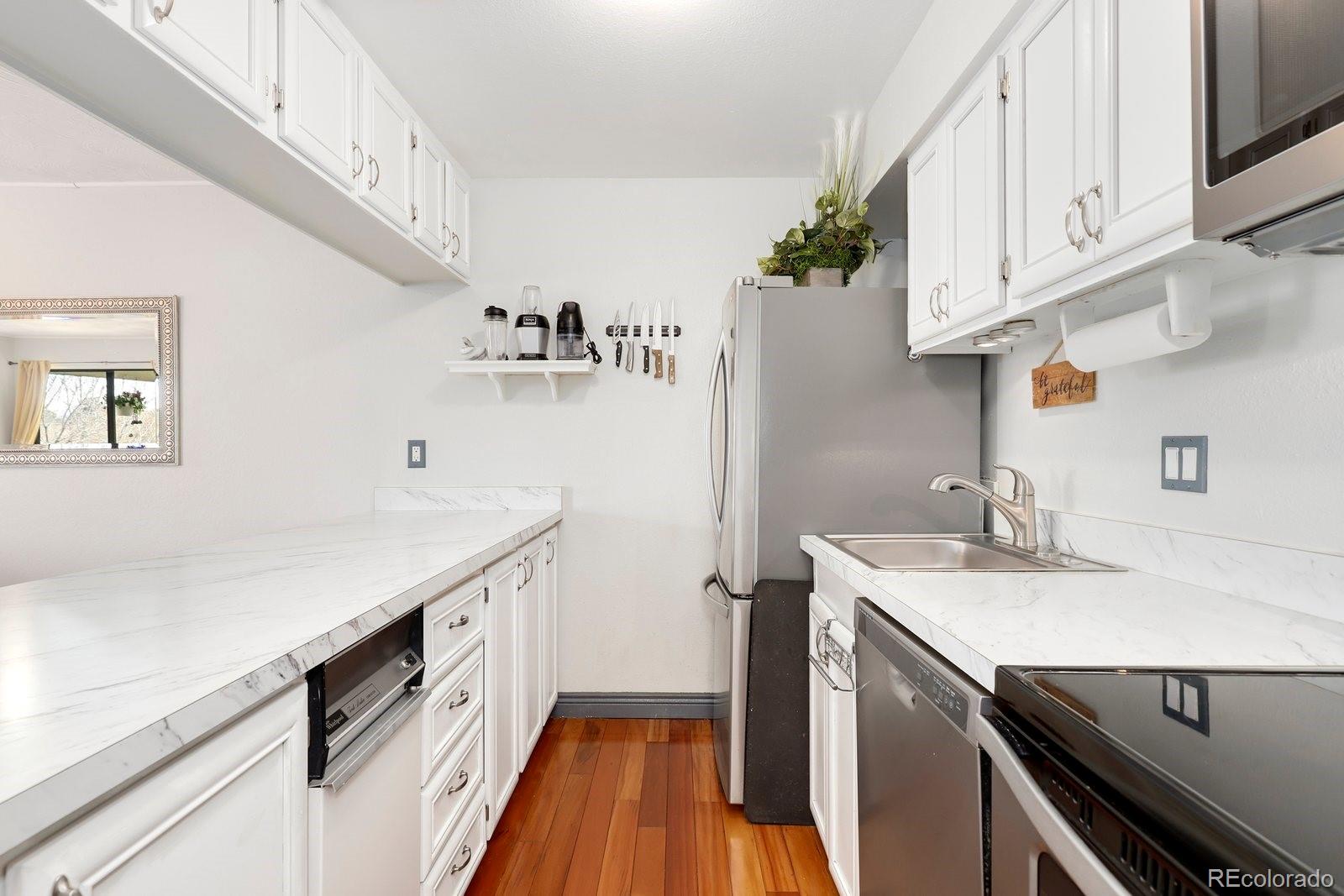 MLS Image #8 for 7201 e quincy avenue,denver, Colorado