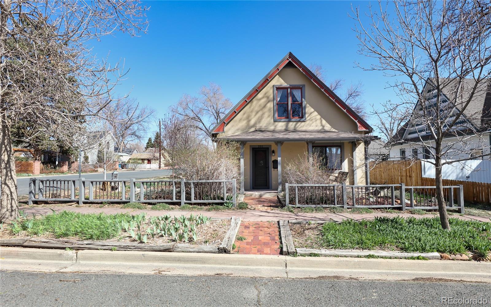 MLS Image #1 for 201 e cleveland street,lafayette, Colorado