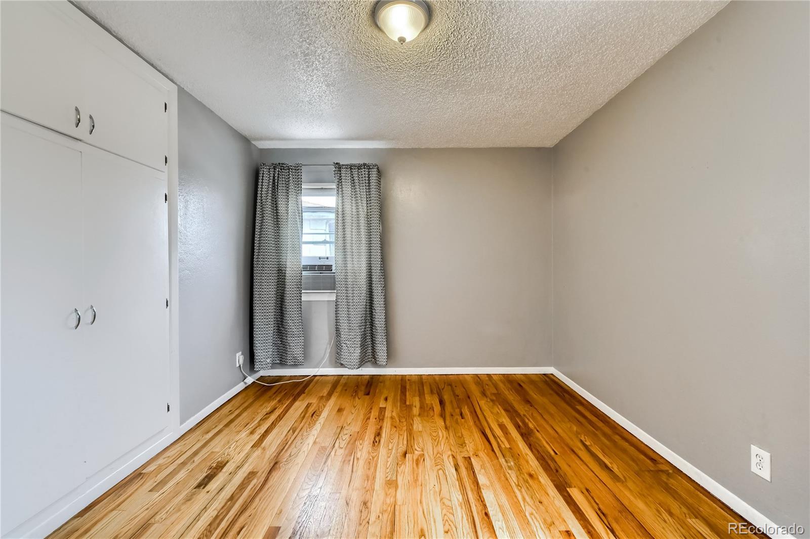 MLS Image #10 for 1523 s meade street,denver, Colorado