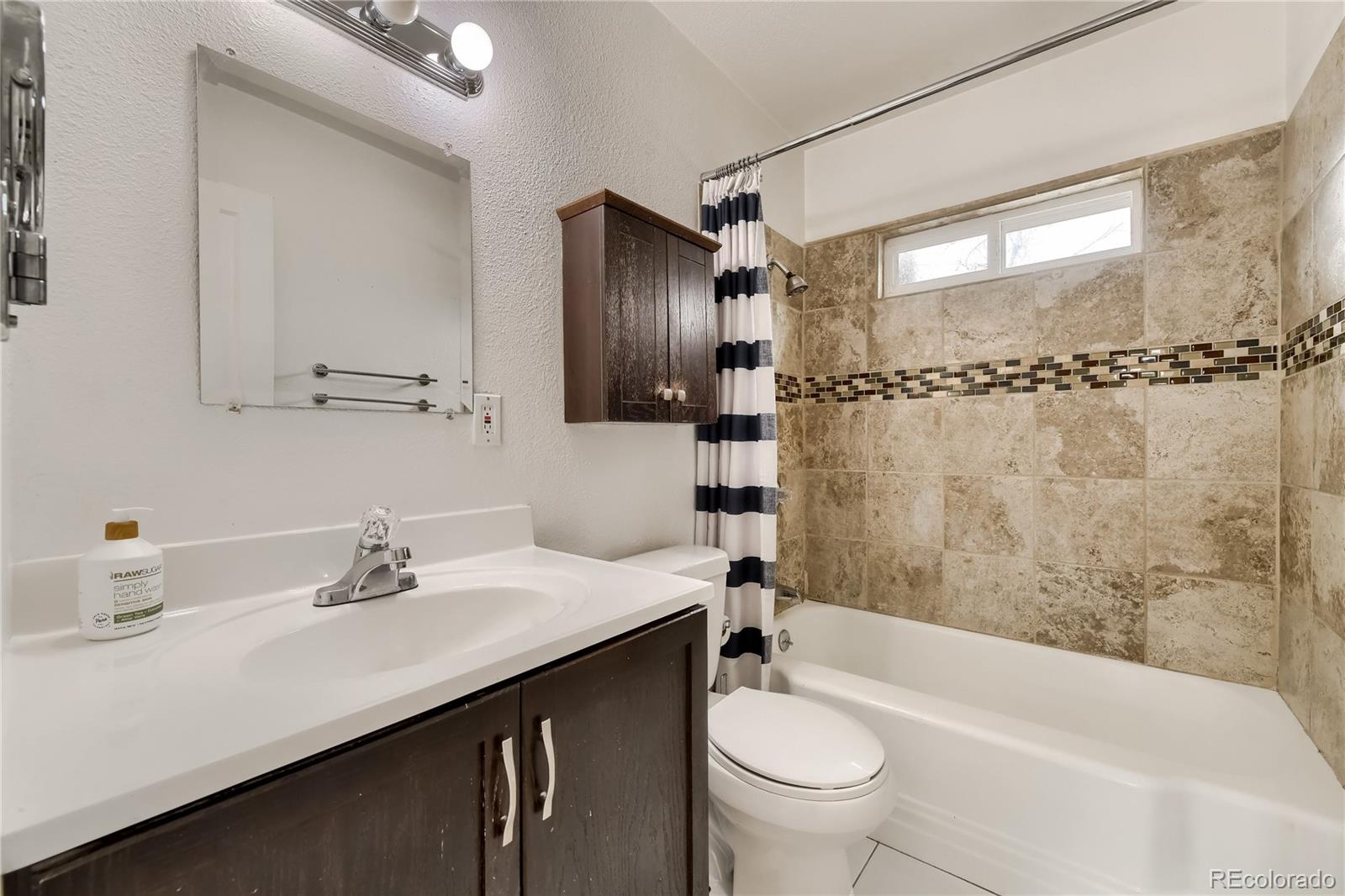 MLS Image #12 for 1523 s meade street,denver, Colorado
