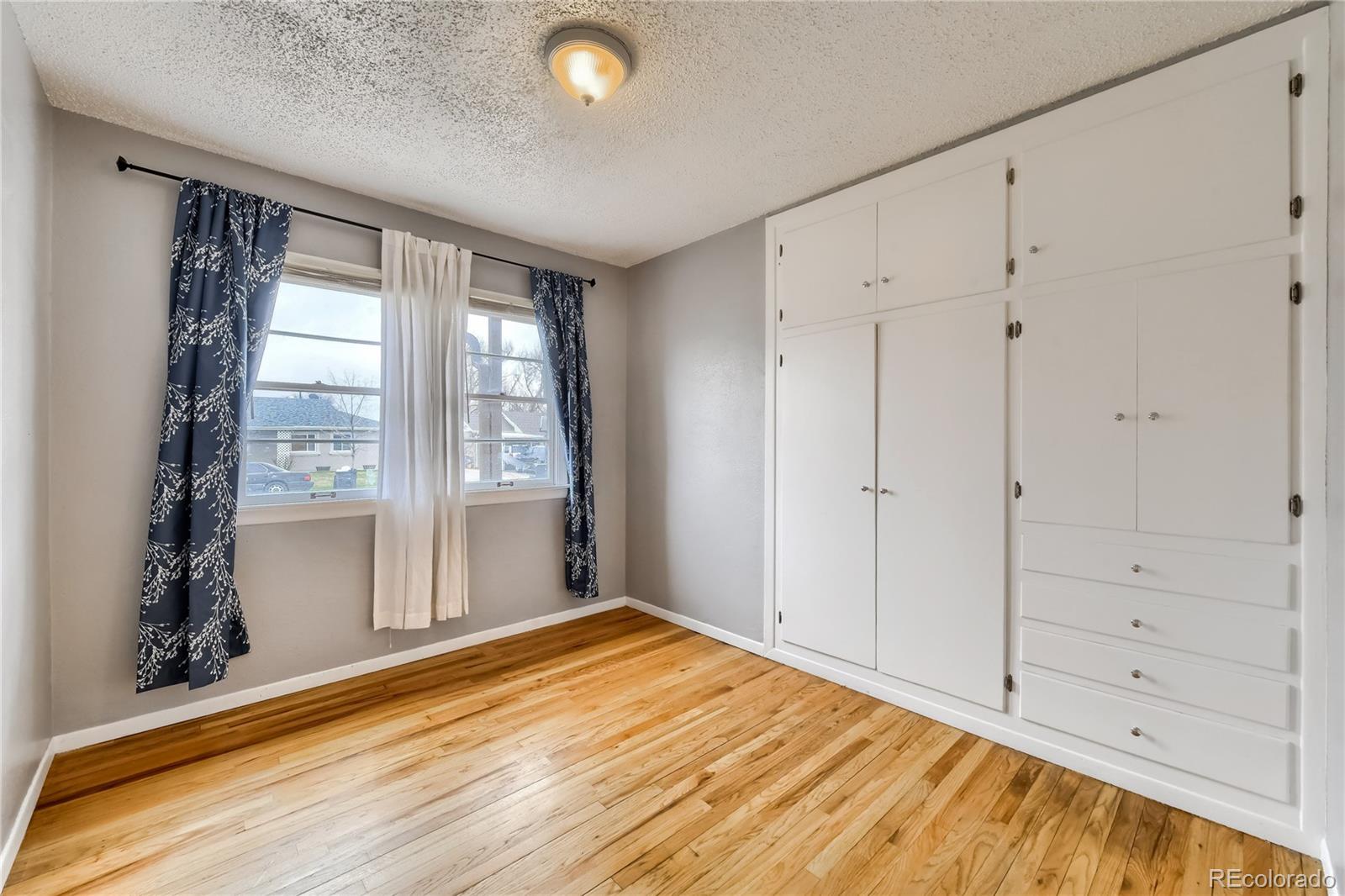 MLS Image #18 for 1523 s meade street,denver, Colorado