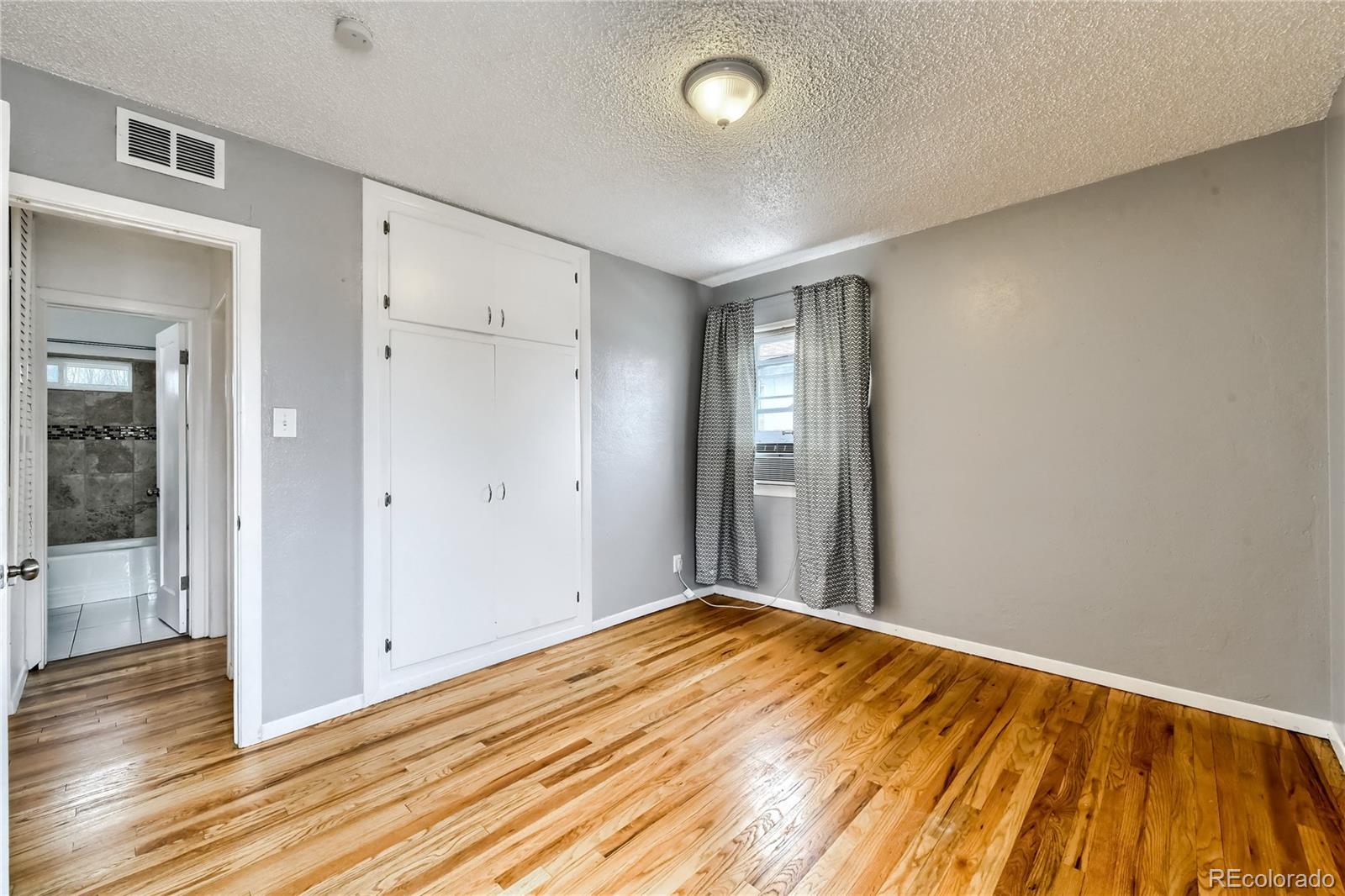 MLS Image #21 for 1523 s meade street,denver, Colorado