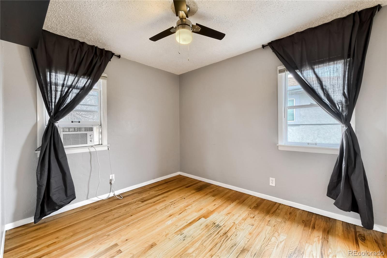 MLS Image #23 for 1523 s meade street,denver, Colorado