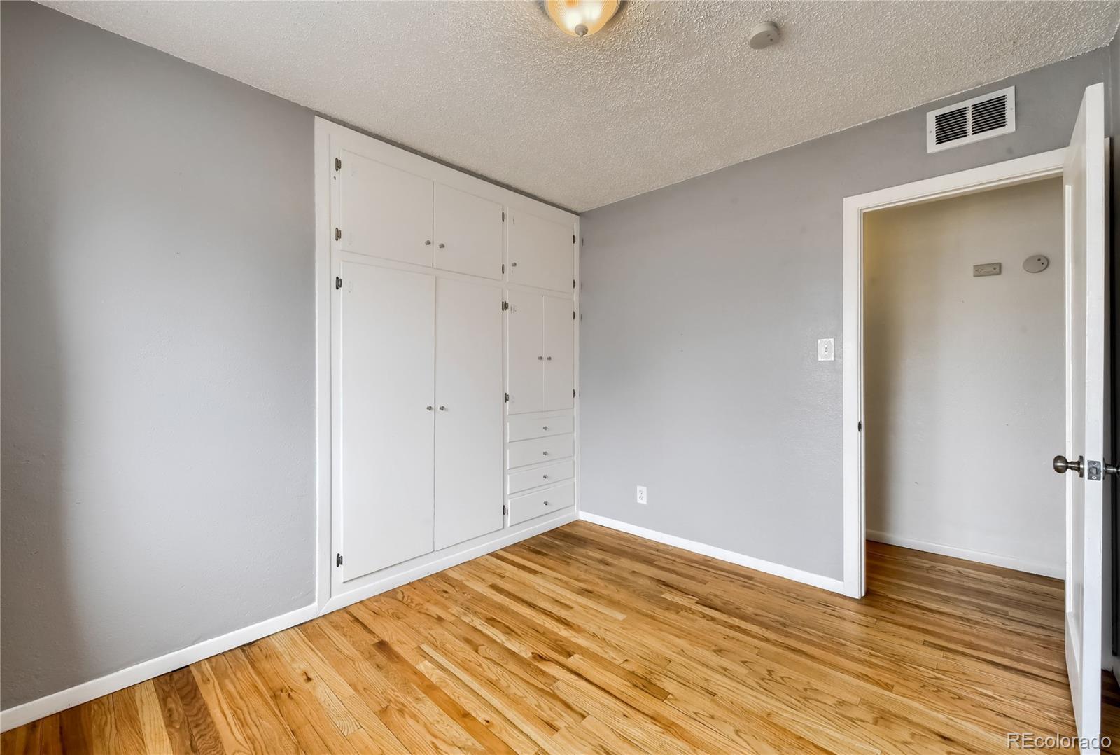 MLS Image #24 for 1523 s meade street,denver, Colorado