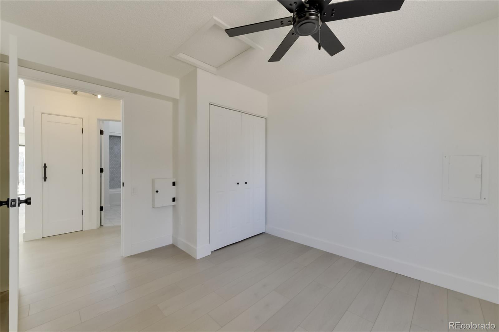 MLS Image #21 for 2215 s decatur street,denver, Colorado