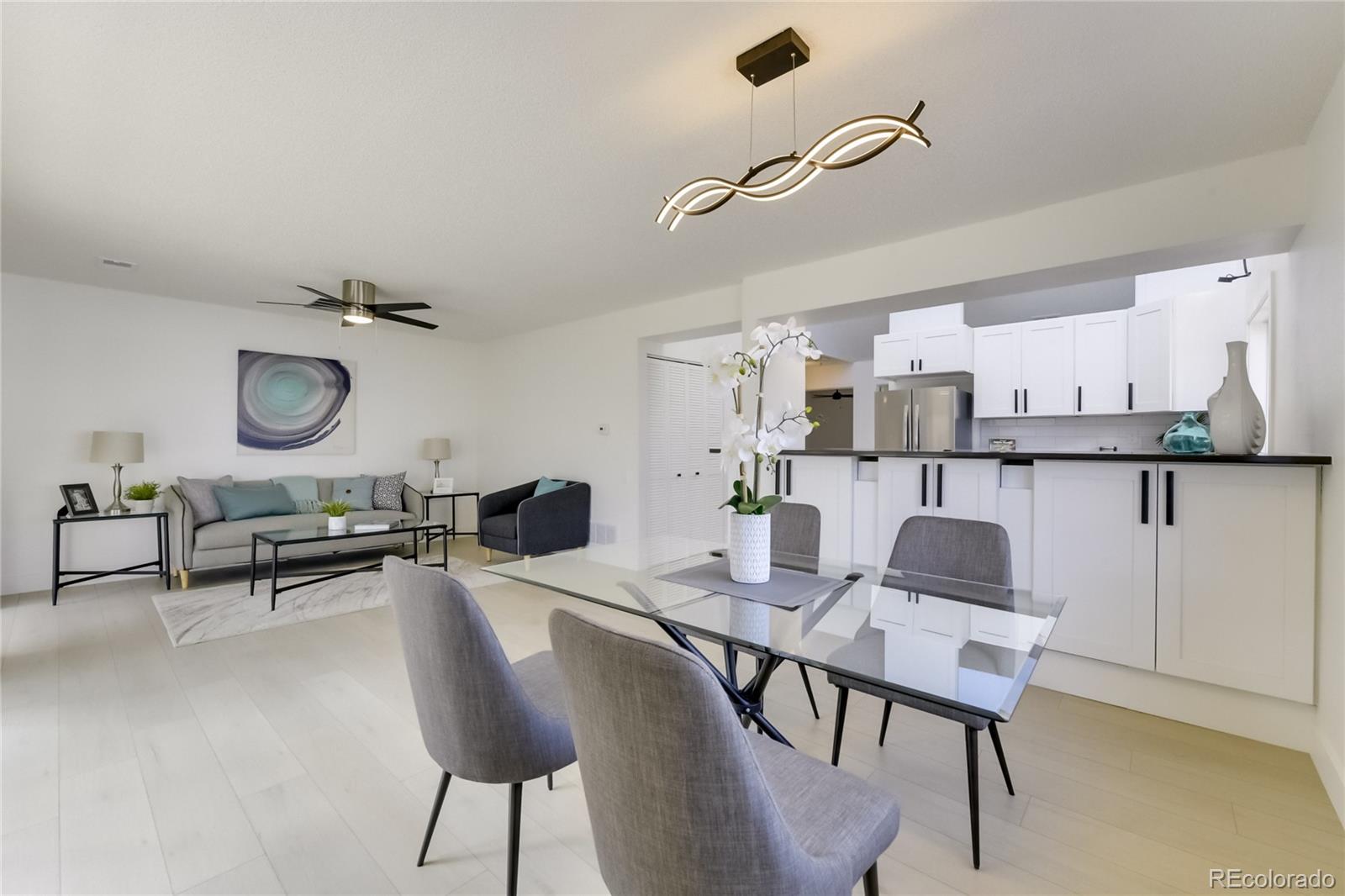 MLS Image #3 for 2215 s decatur street,denver, Colorado