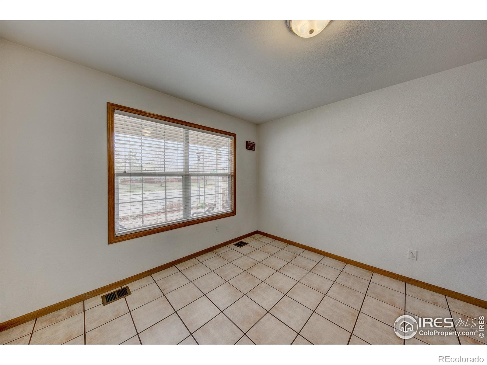 MLS Image #14 for 447  lark bunting avenue,loveland, Colorado