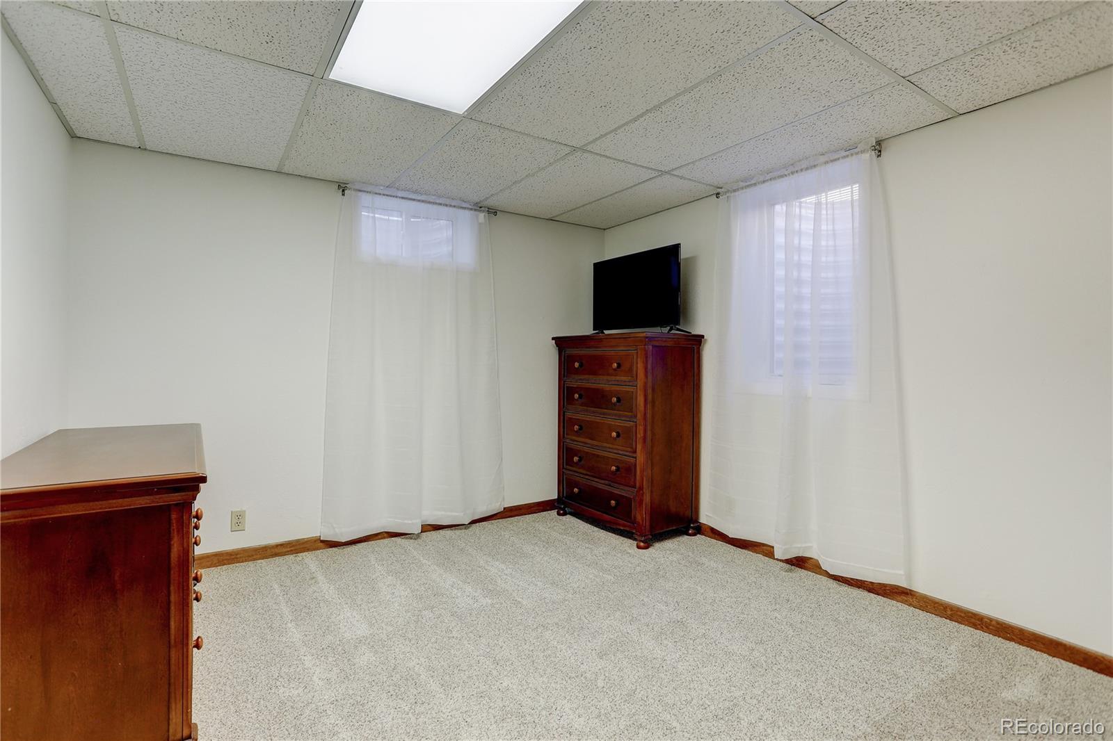 MLS Image #26 for 5011 s irving street,englewood, Colorado