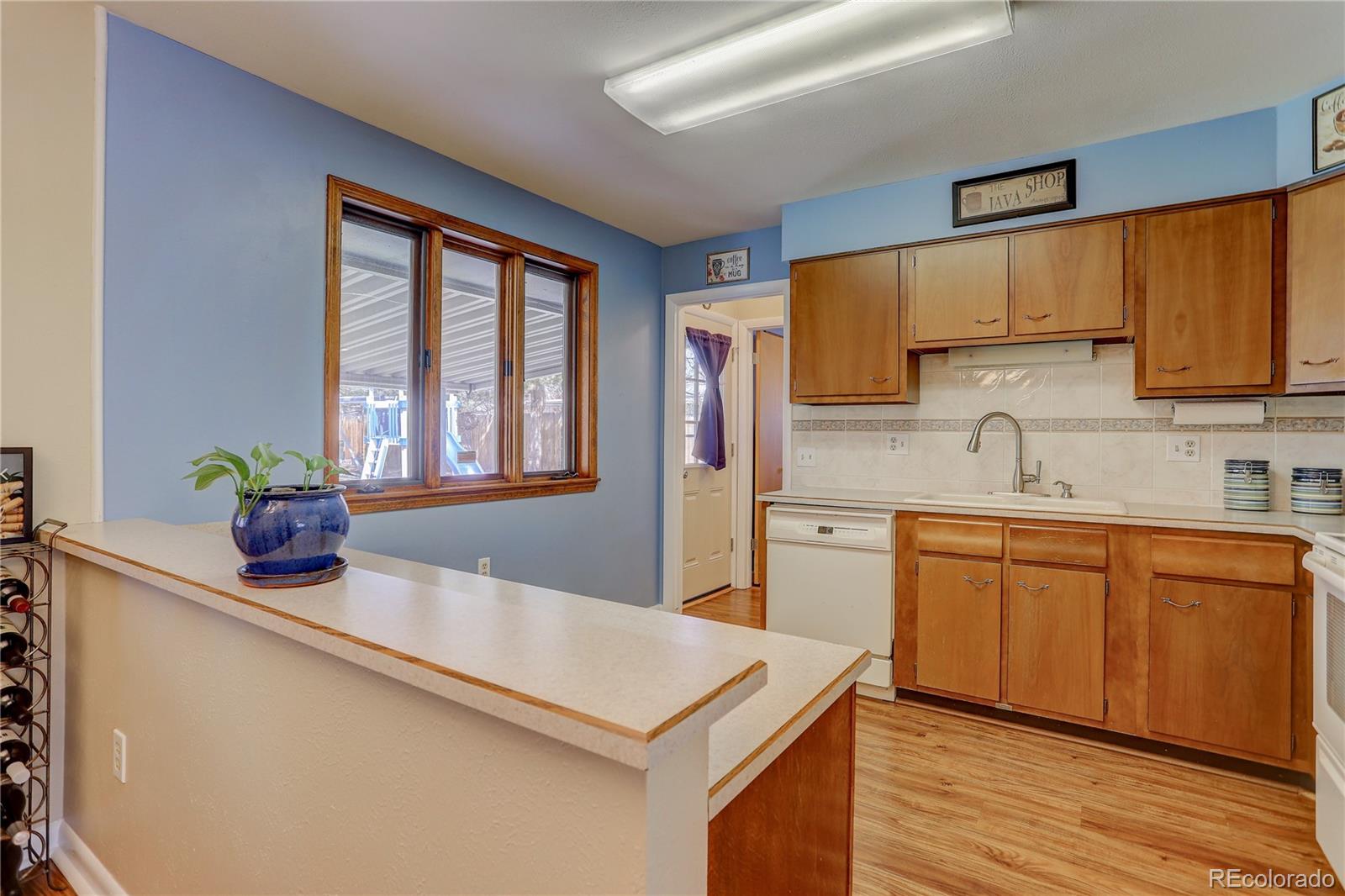 MLS Image #7 for 5011 s irving street,englewood, Colorado
