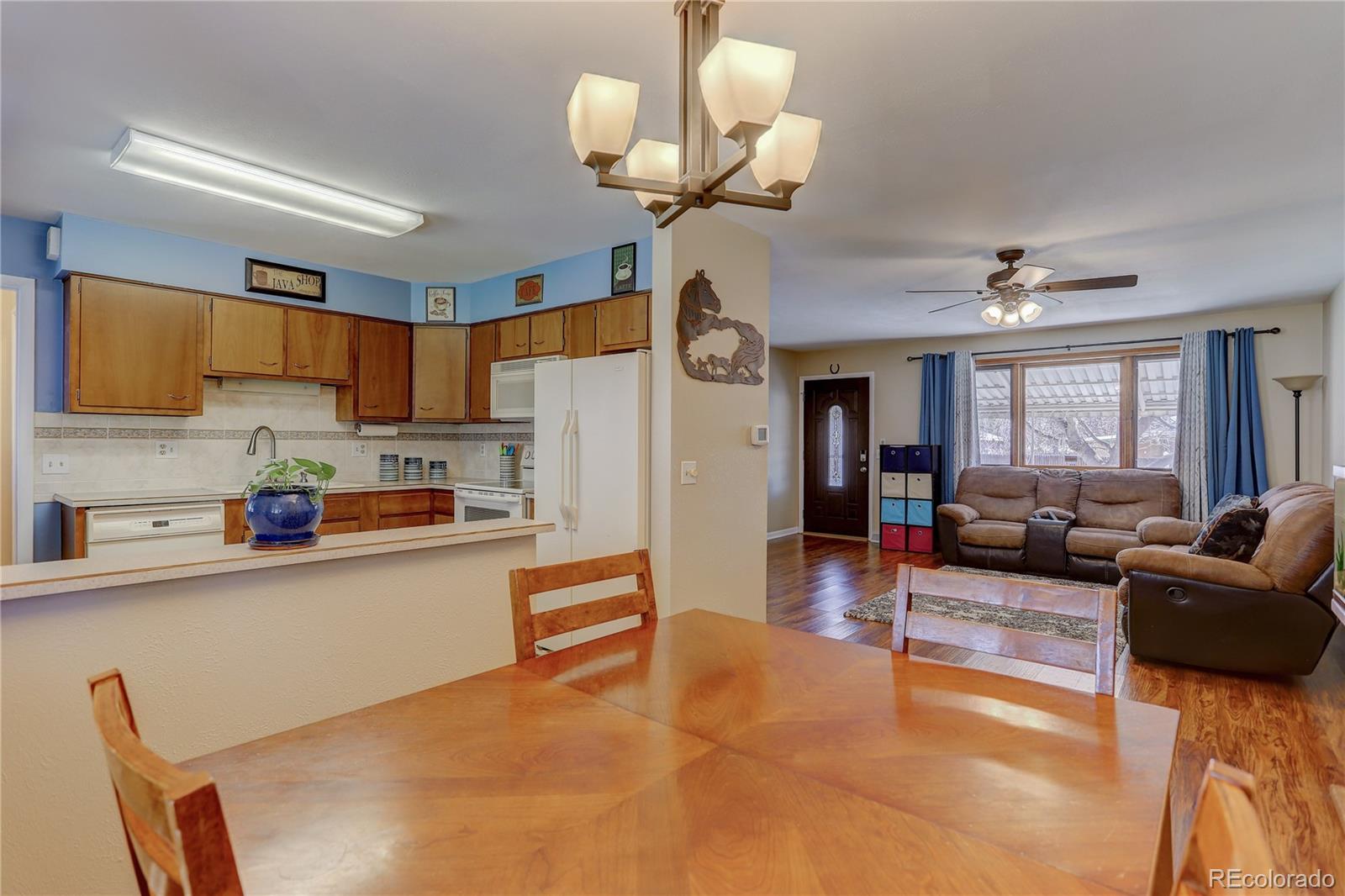 MLS Image #9 for 5011 s irving street,englewood, Colorado