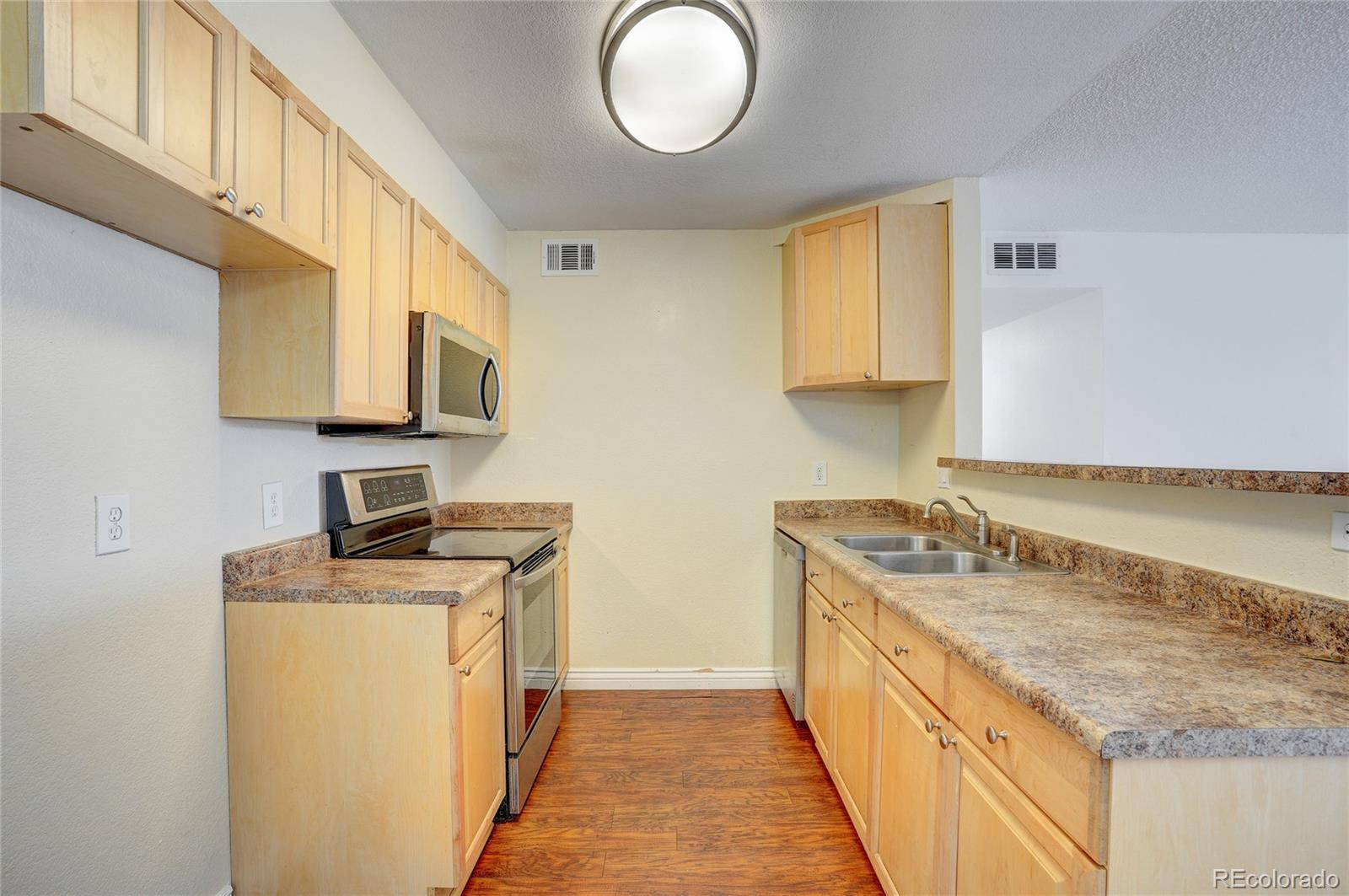 MLS Image #10 for 8770  corona street,denver, Colorado