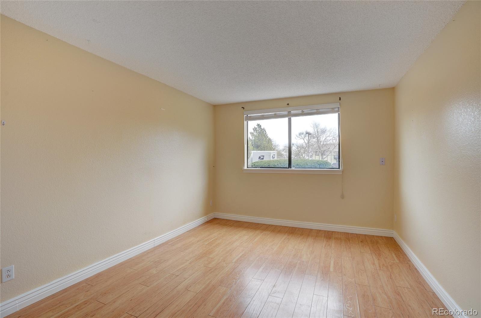 MLS Image #16 for 8770  corona street,denver, Colorado